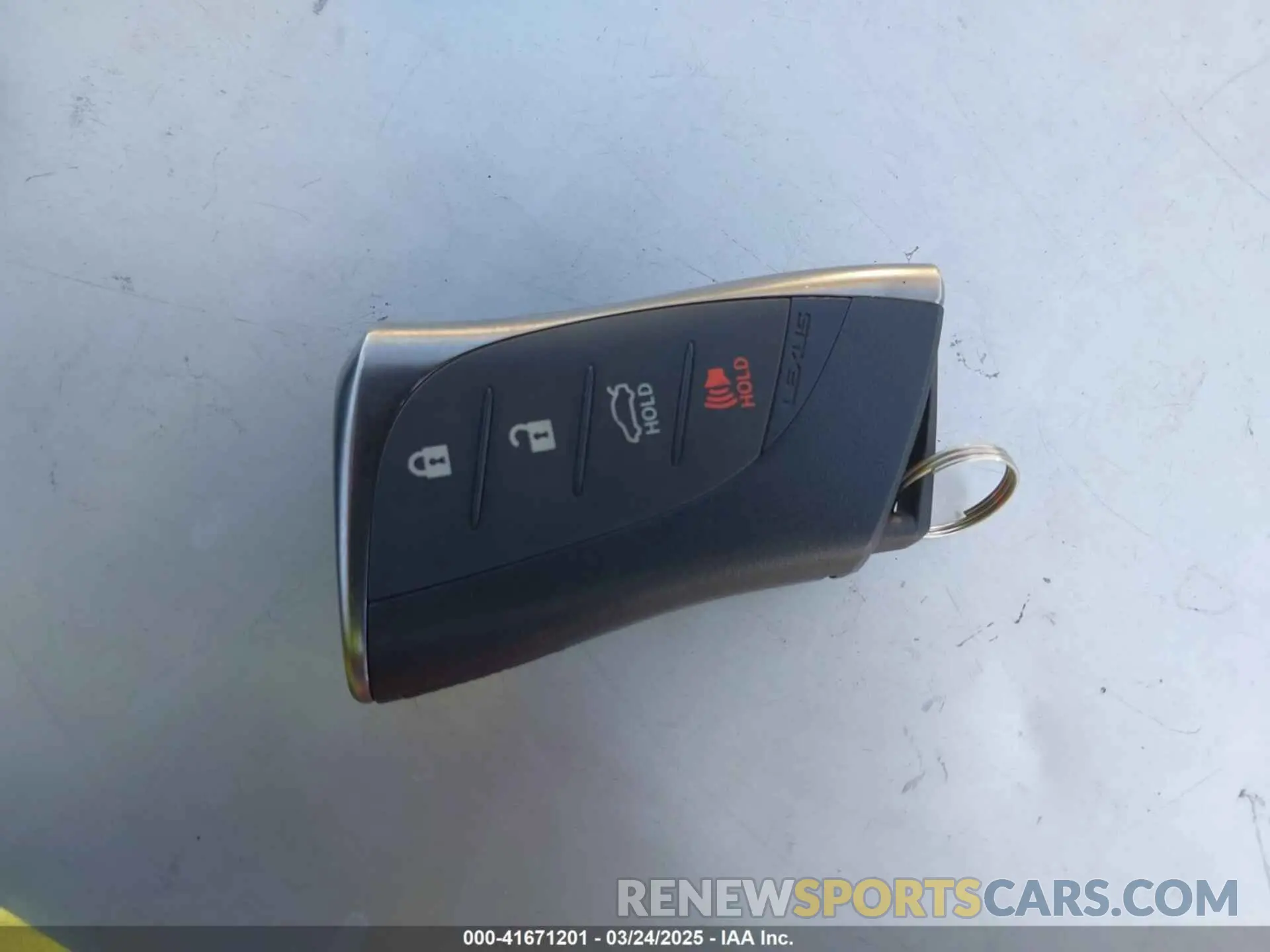 11 fotografías del automóvil dañado 58ADA1C15RU047172 LEXUS ES 300H 2024
