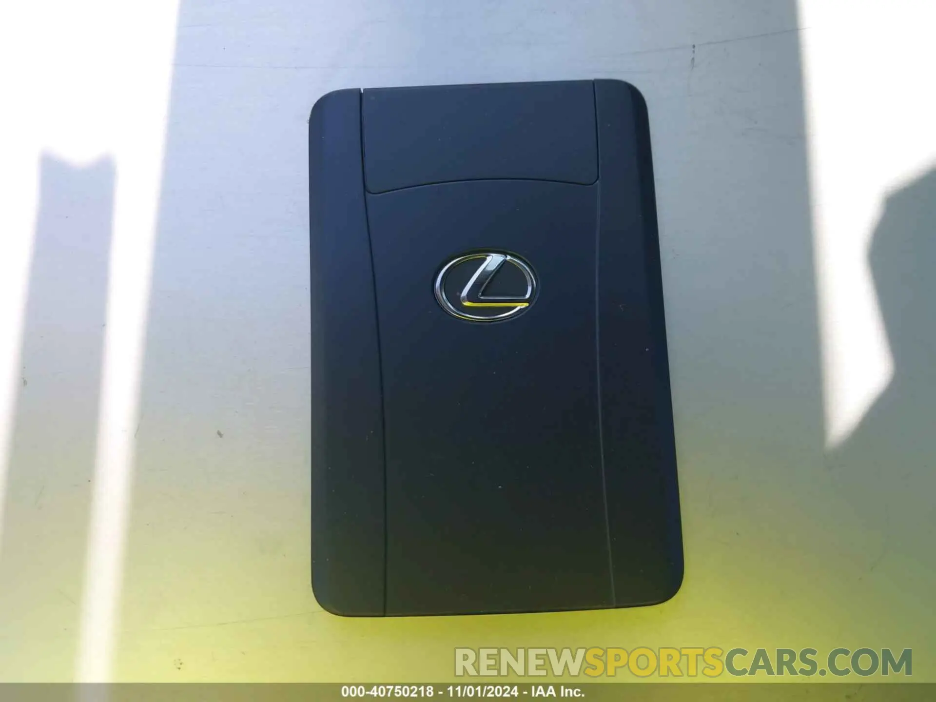 11 fotografías del automóvil dañado 58ADA1C15RU053988 LEXUS ES 300H 2024