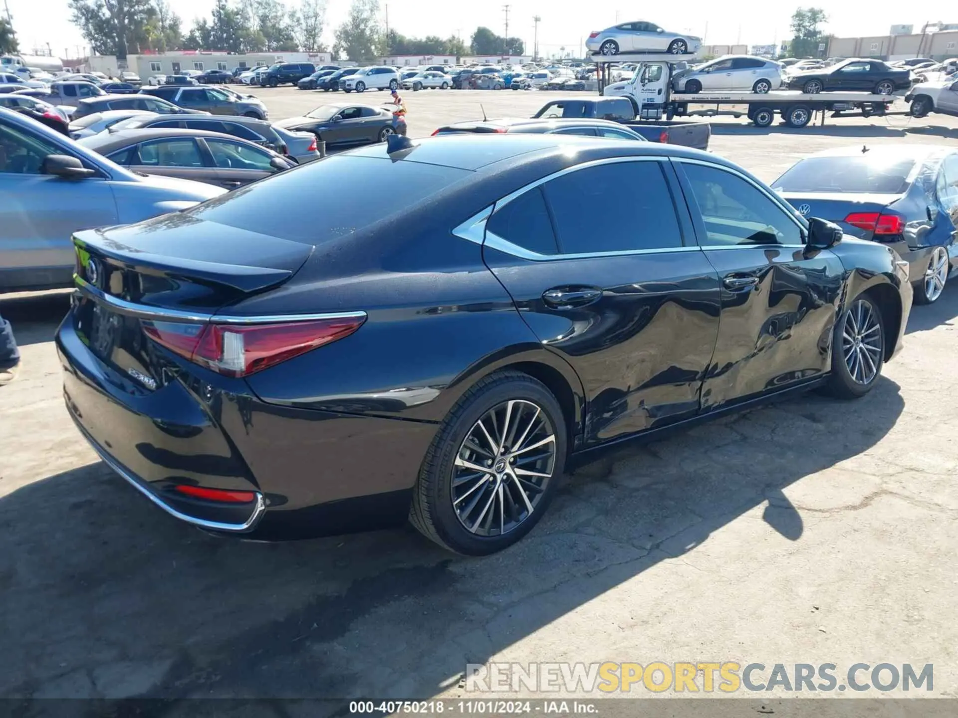 4 fotografías del automóvil dañado 58ADA1C15RU053988 LEXUS ES 300H 2024