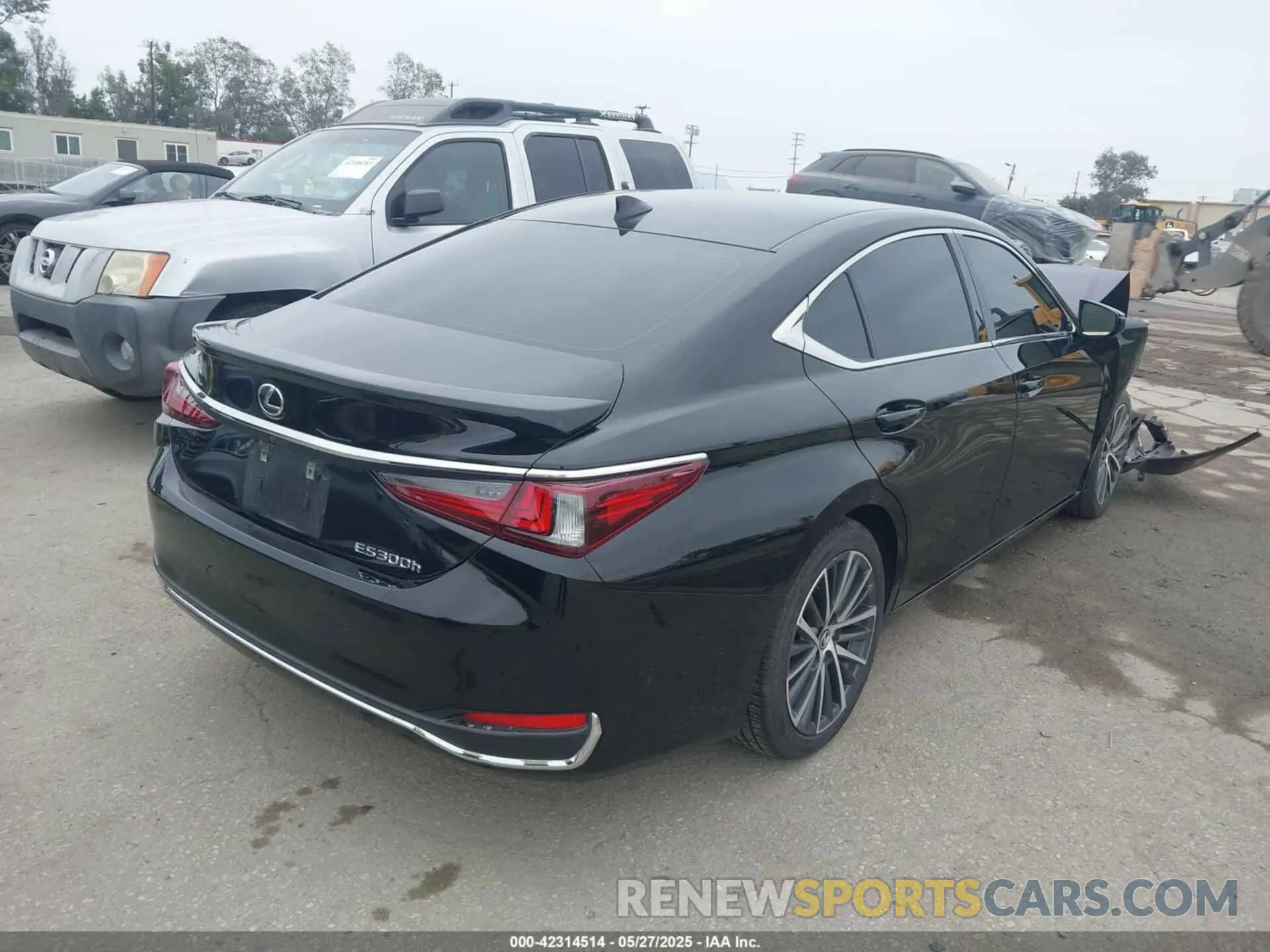 4 fotografías del automóvil dañado 58ADA1C16RU039758 LEXUS ES 300H 2024