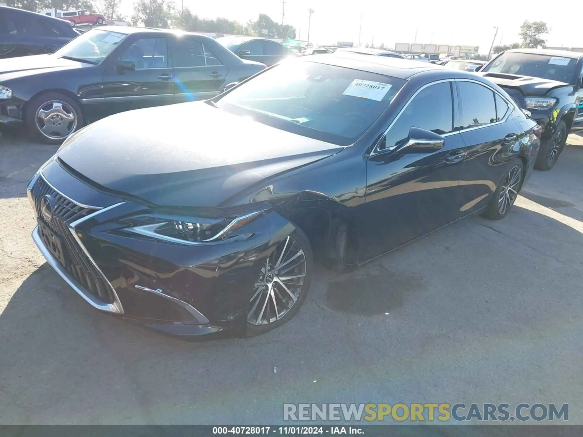 2 fotografías del automóvil dañado 58ADA1C16RU043485 LEXUS ES 300H 2024