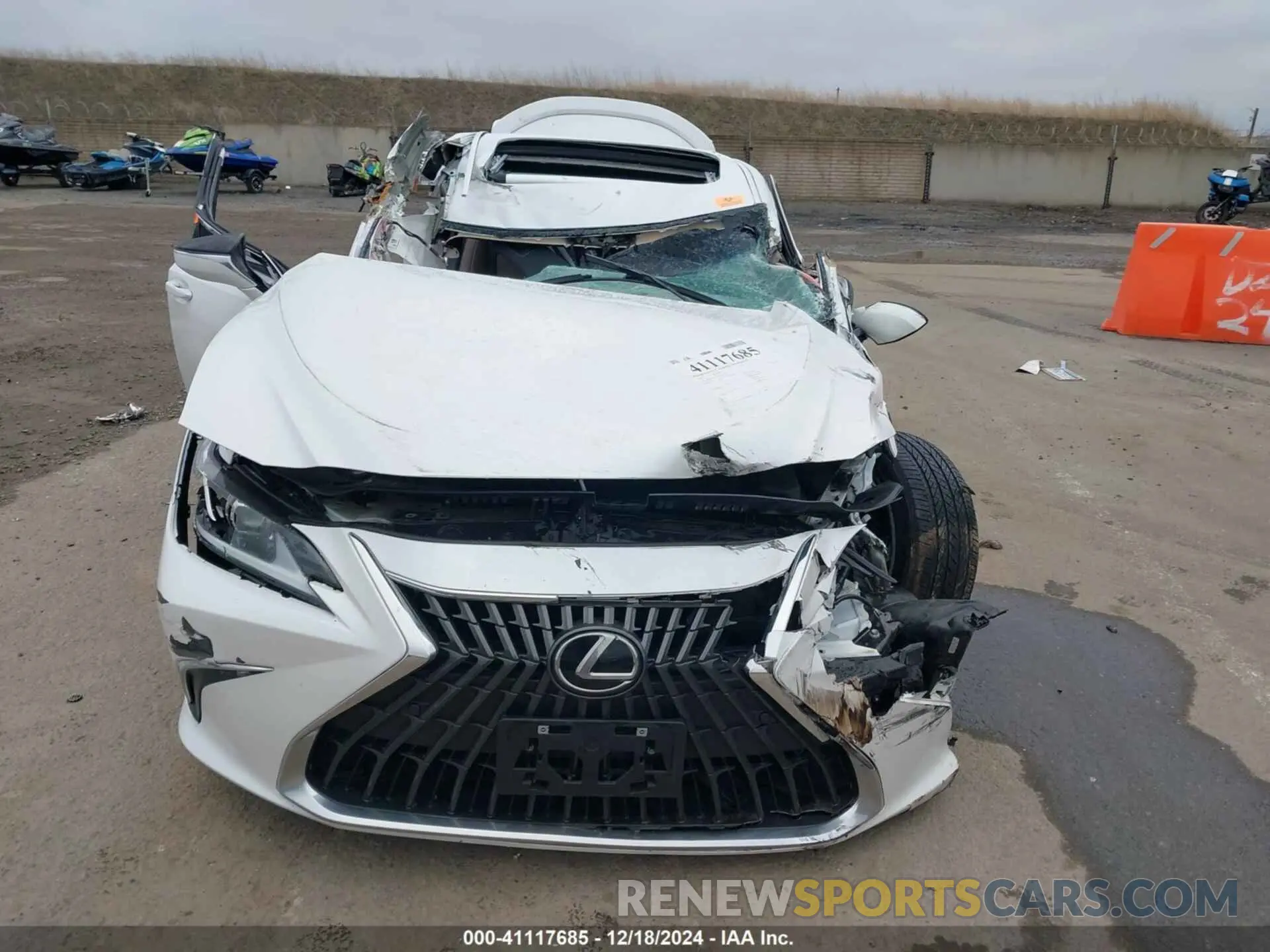 11 fotografías del automóvil dañado 58ADA1C17RU039199 LEXUS ES 300H 2024