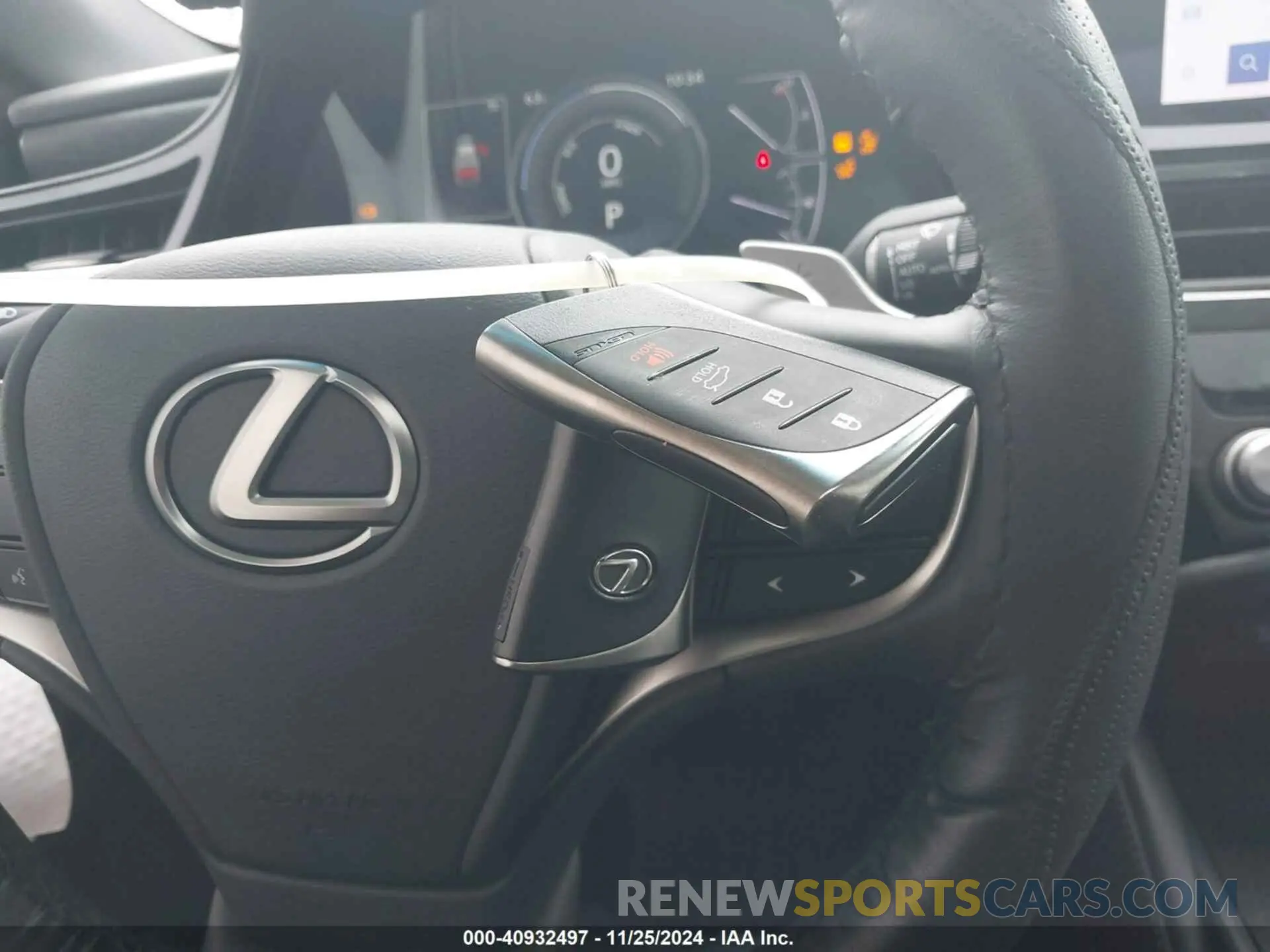 11 fotografías del automóvil dañado 58AEA1C16RU047251 LEXUS ES 300H 2024