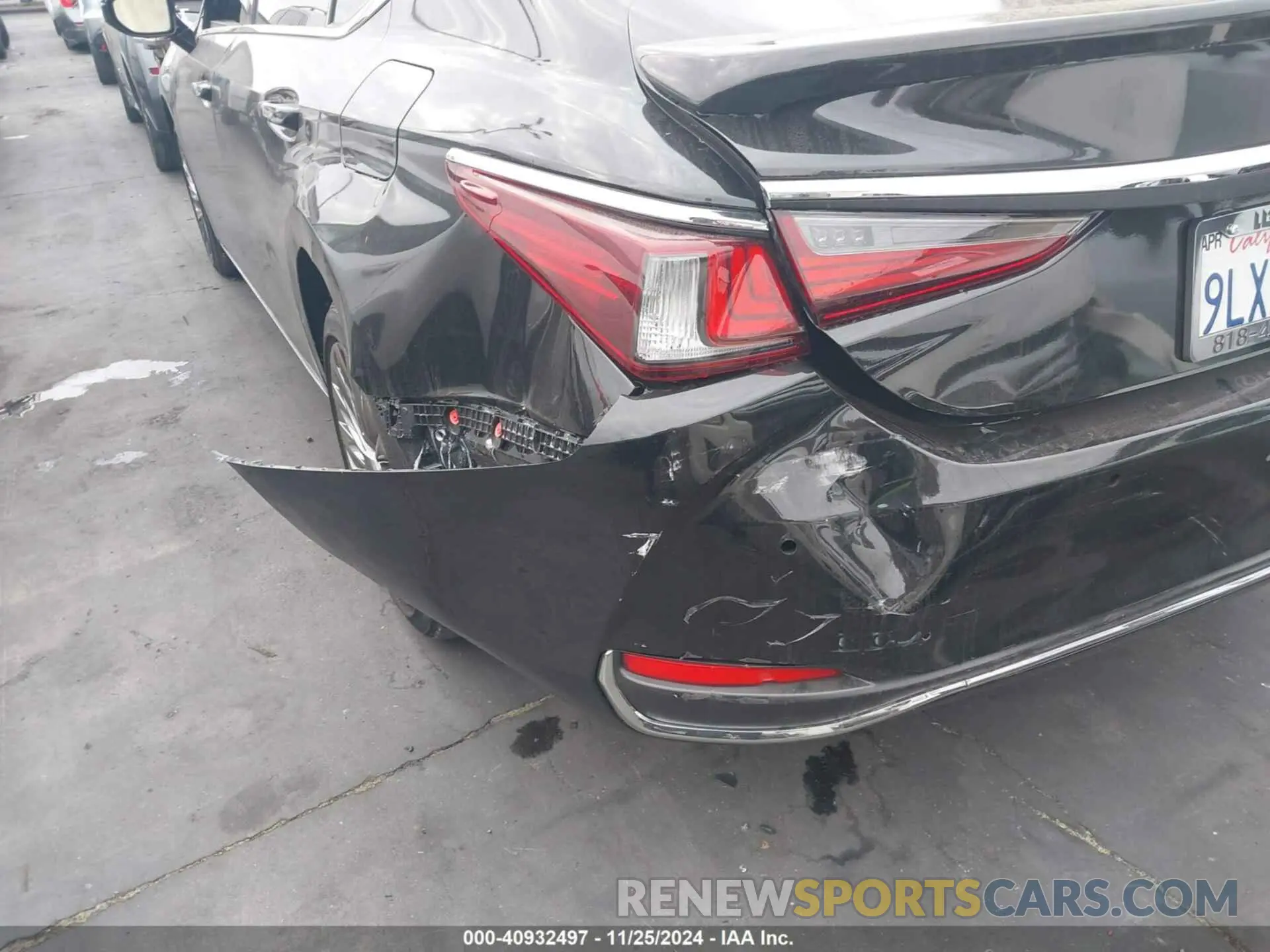 19 fotografías del automóvil dañado 58AEA1C16RU047251 LEXUS ES 300H 2024