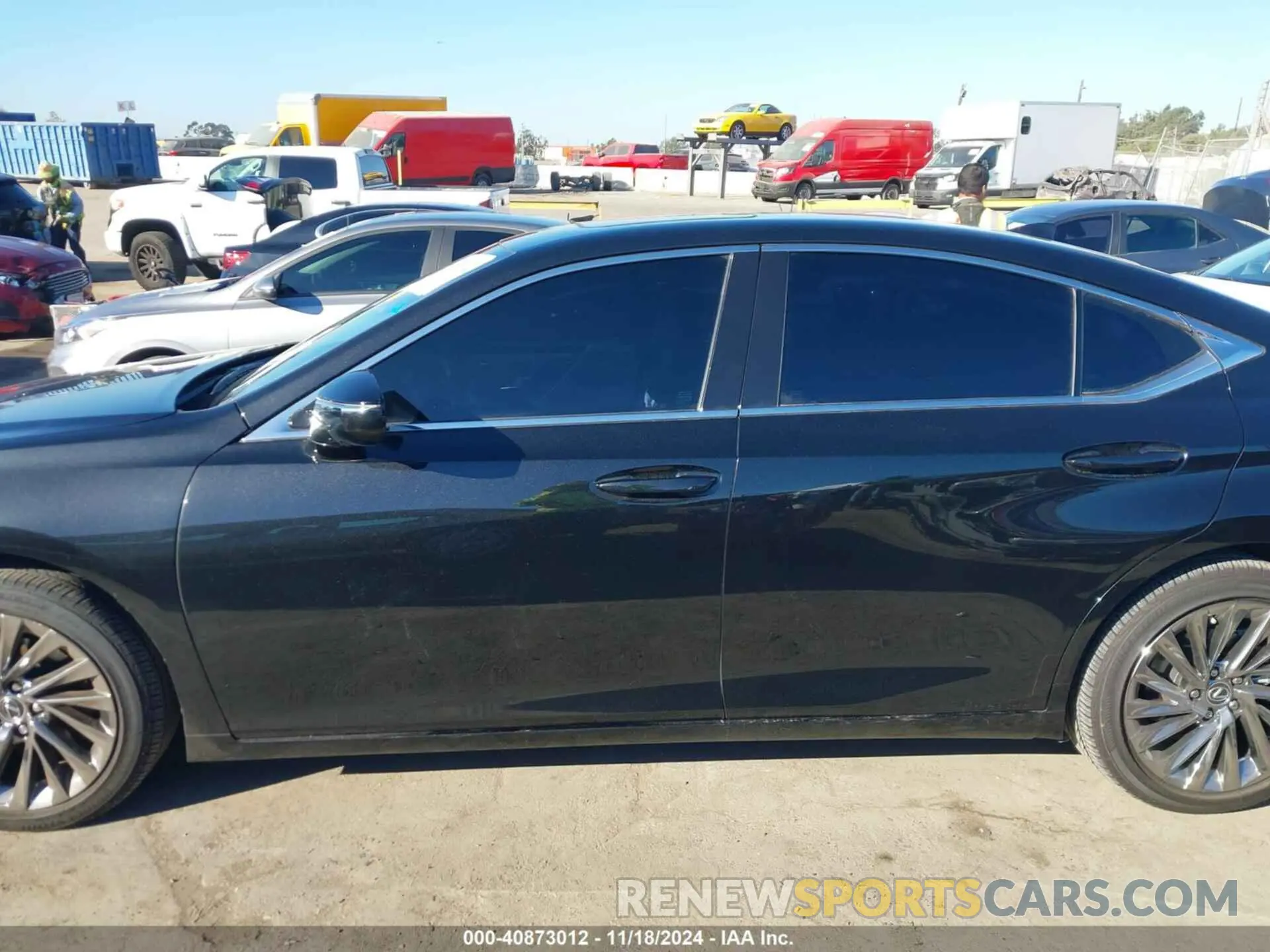 14 fotografías del automóvil dañado 58AEA1C1XRU045759 LEXUS ES 300H 2024
