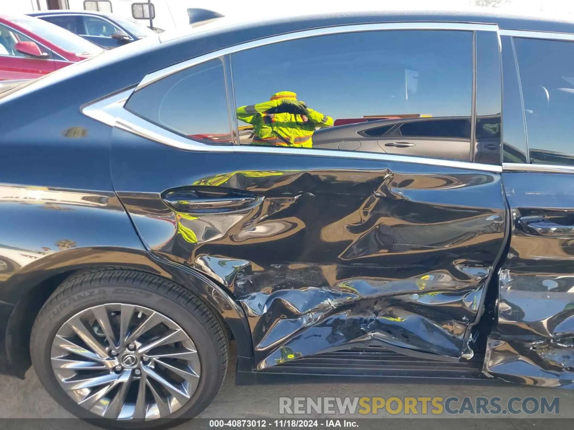 6 fotografías del automóvil dañado 58AEA1C1XRU045759 LEXUS ES 300H 2024