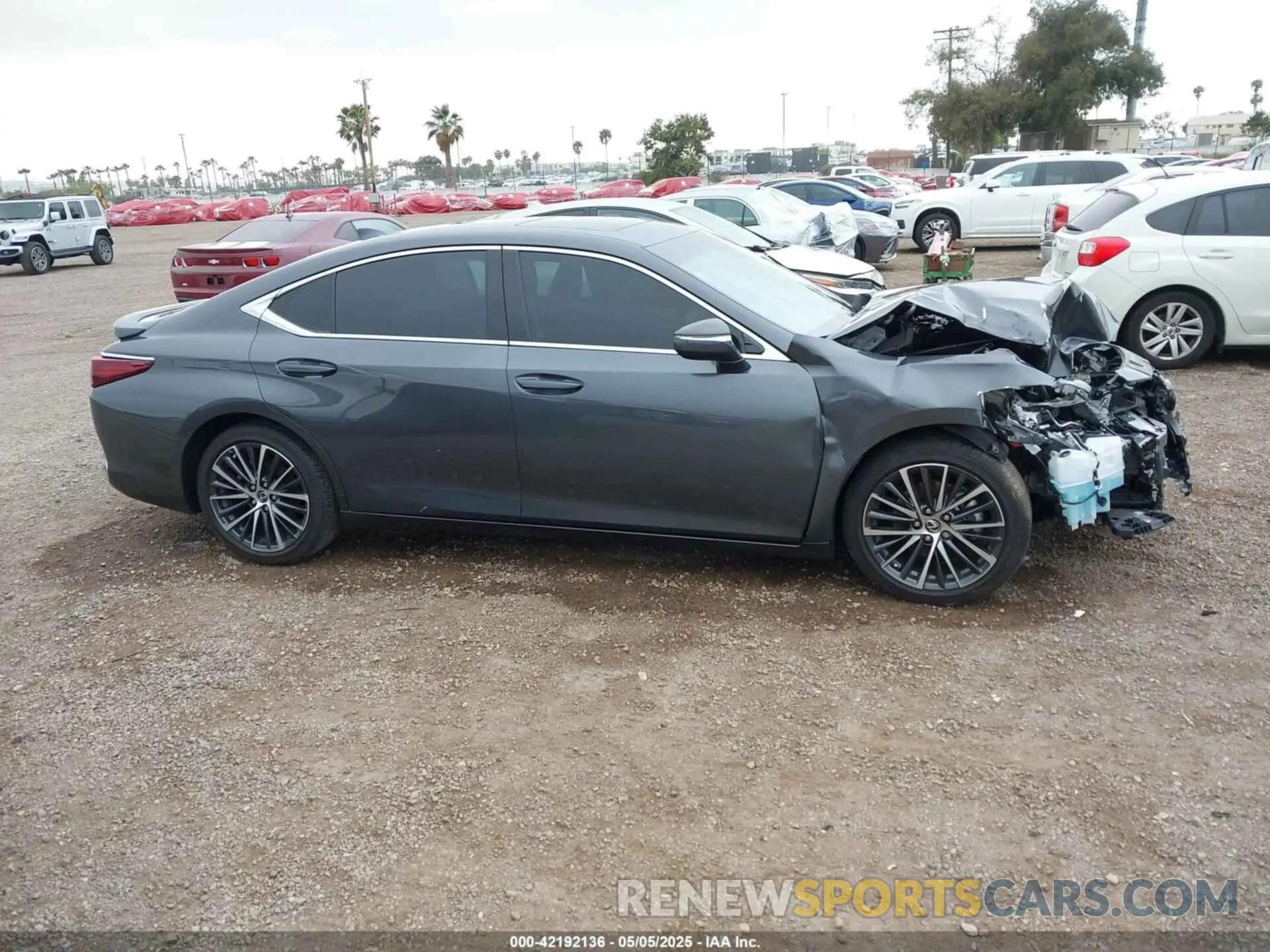 14 fotografías del automóvil dañado 58ADA1C10SU057257 LEXUS ES 300H 2025