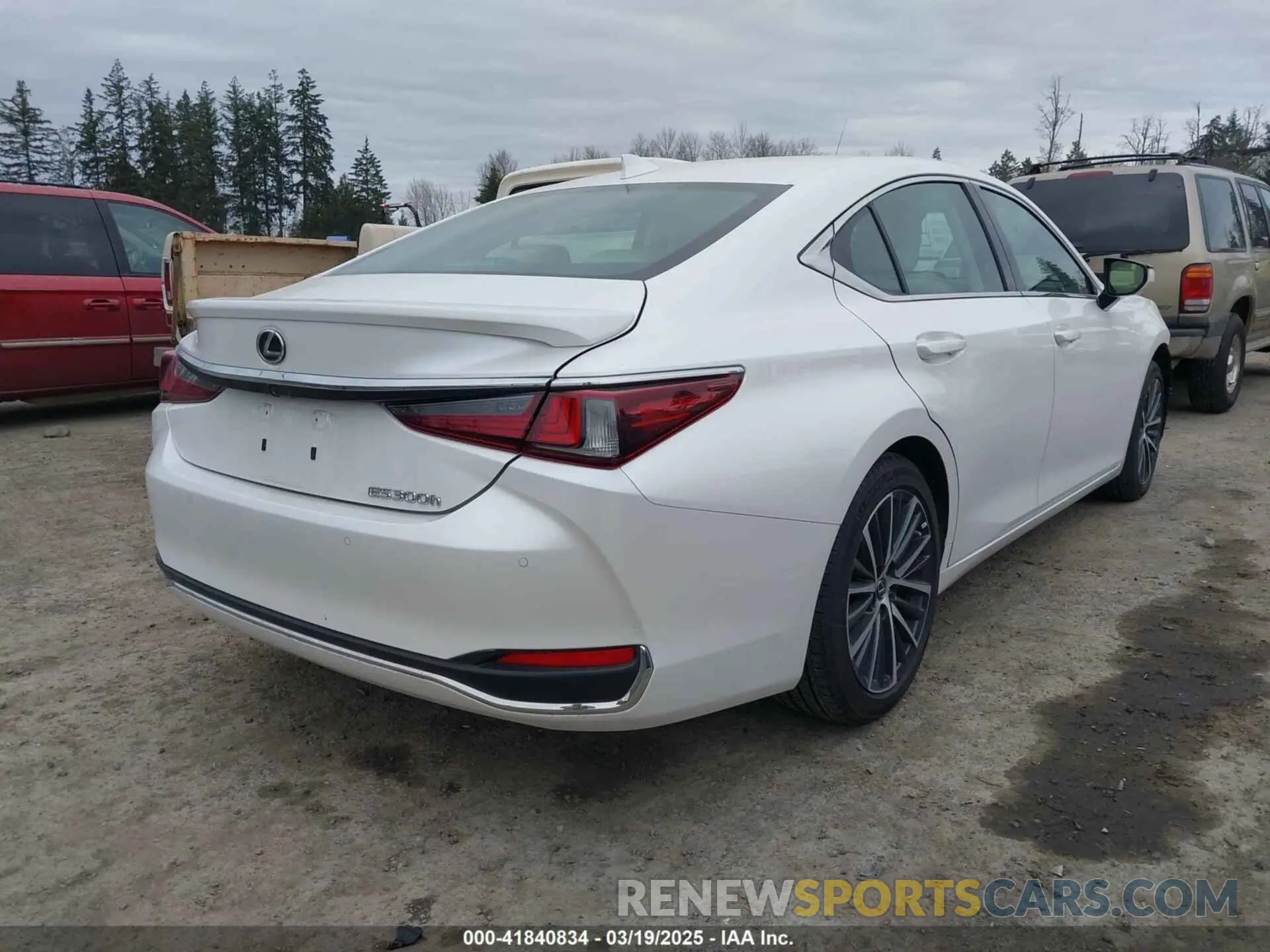 4 fotografías del automóvil dañado 58ADA1C11SU058997 LEXUS ES 300H 2025