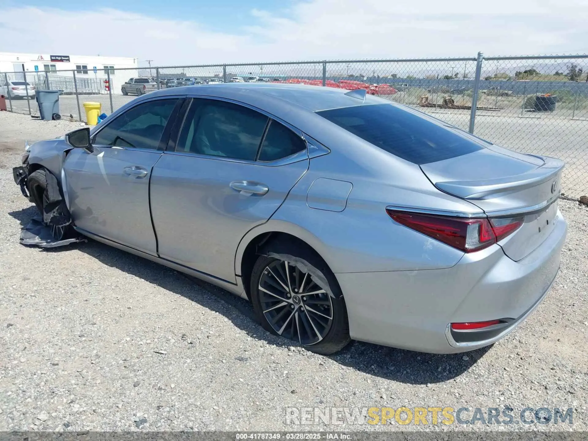 3 fotografías del automóvil dañado 58ADA1C13SU061061 LEXUS ES 300H 2025