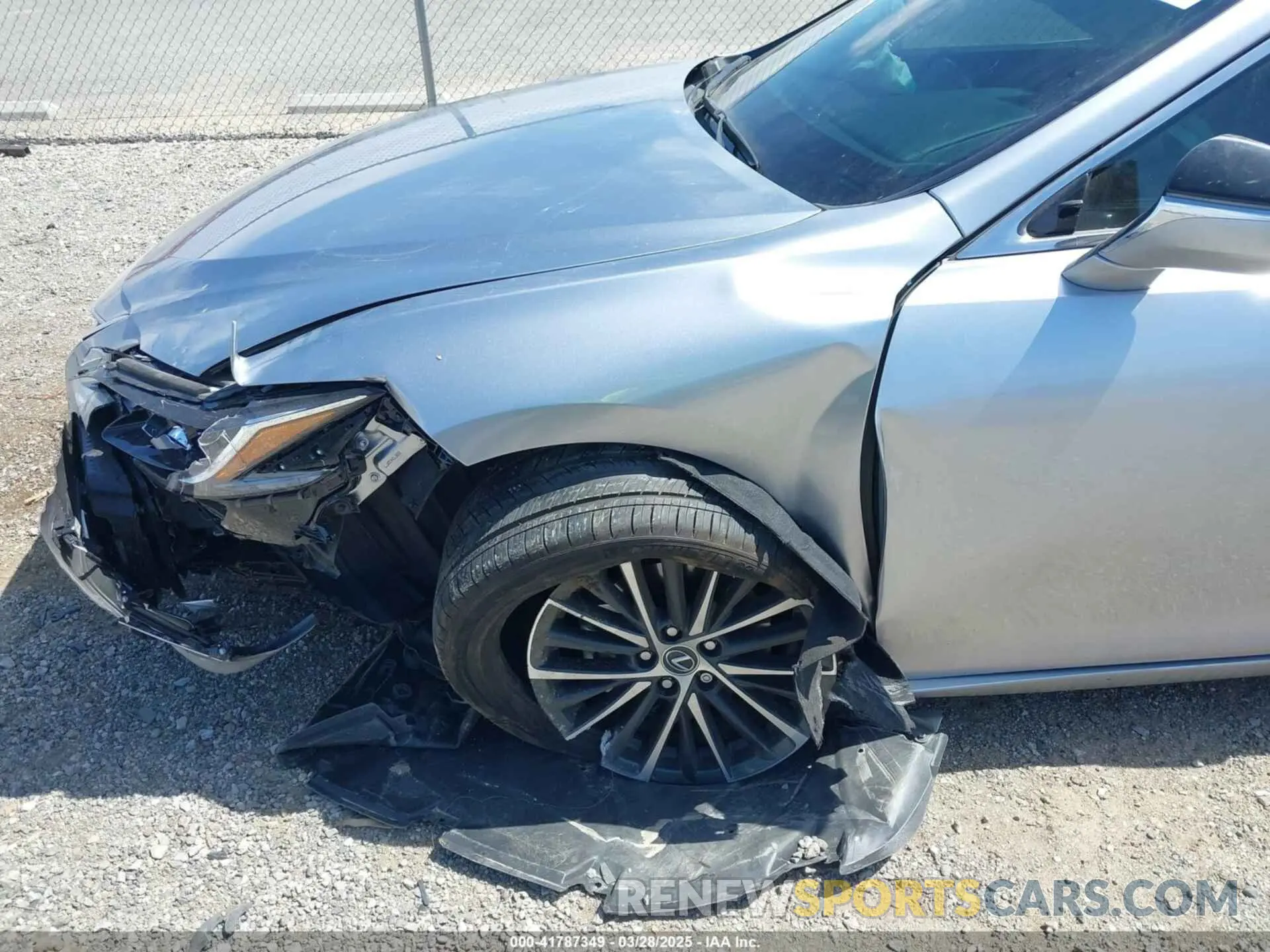 6 fotografías del automóvil dañado 58ADA1C13SU061061 LEXUS ES 300H 2025