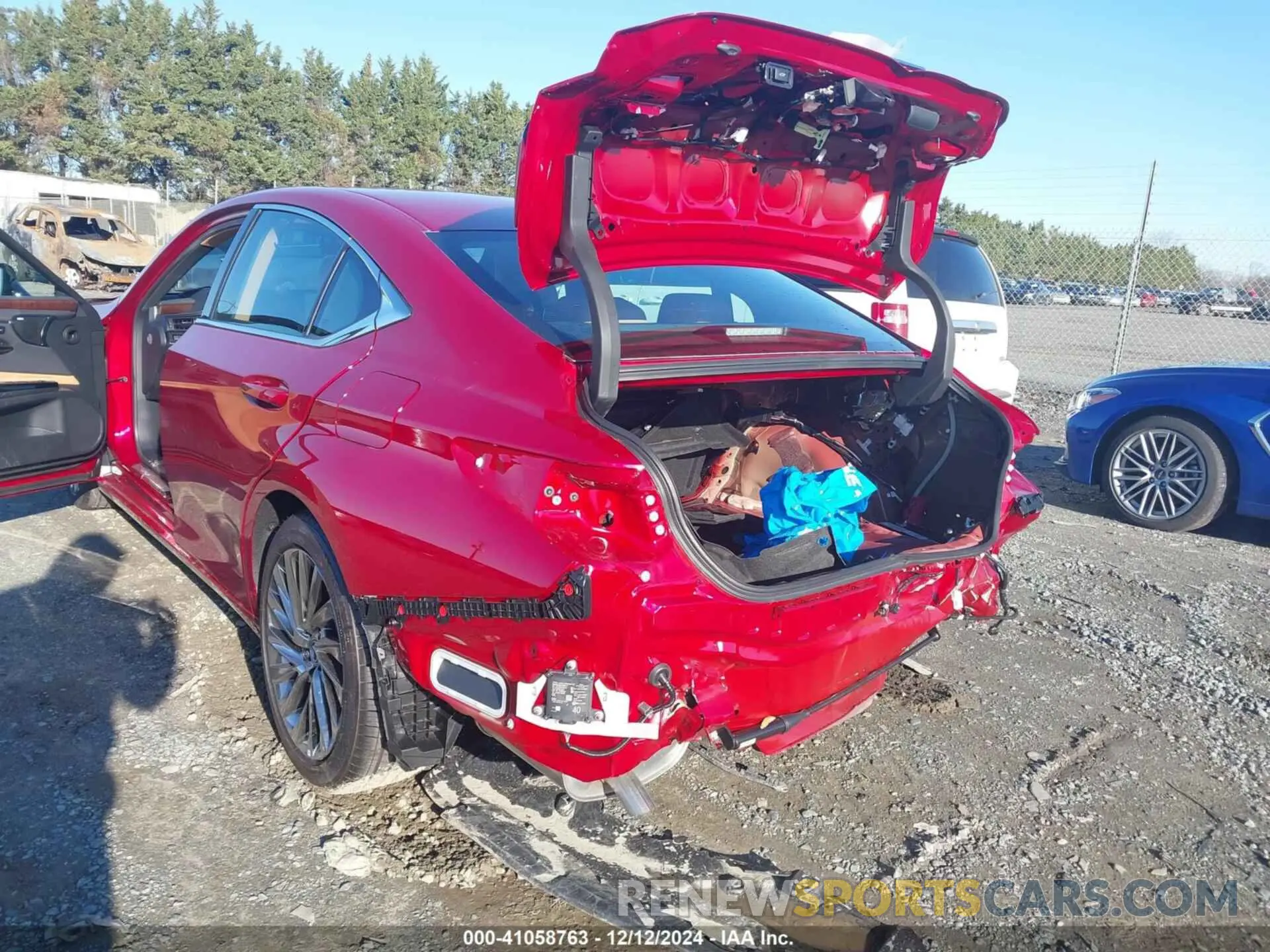 6 fotografías del automóvil dañado 58AFA1C11SU059334 LEXUS ES 300H 2025