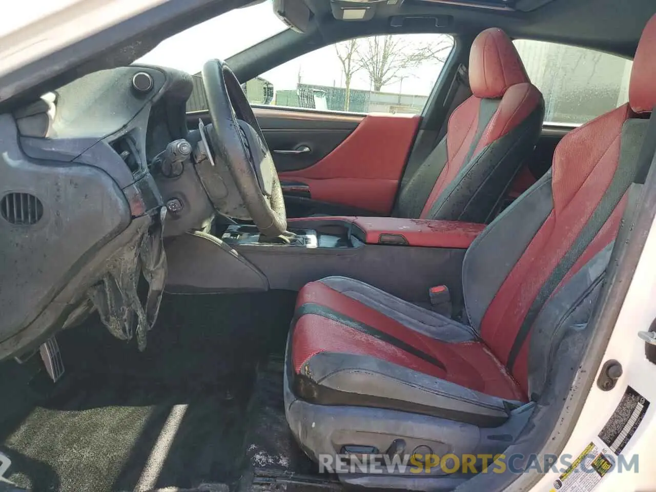 7 fotografías del automóvil dañado 58ABA1C14PU028021 LEXUS ES 300H F 2023
