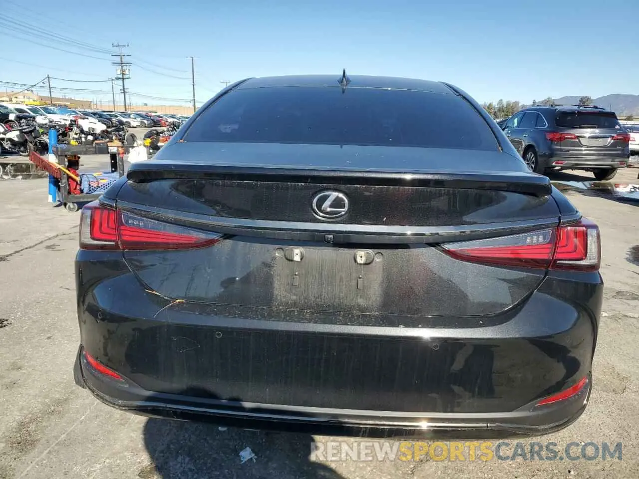 6 fotografías del automóvil dañado 58ABA1C14PU032120 LEXUS ES 300H F 2023