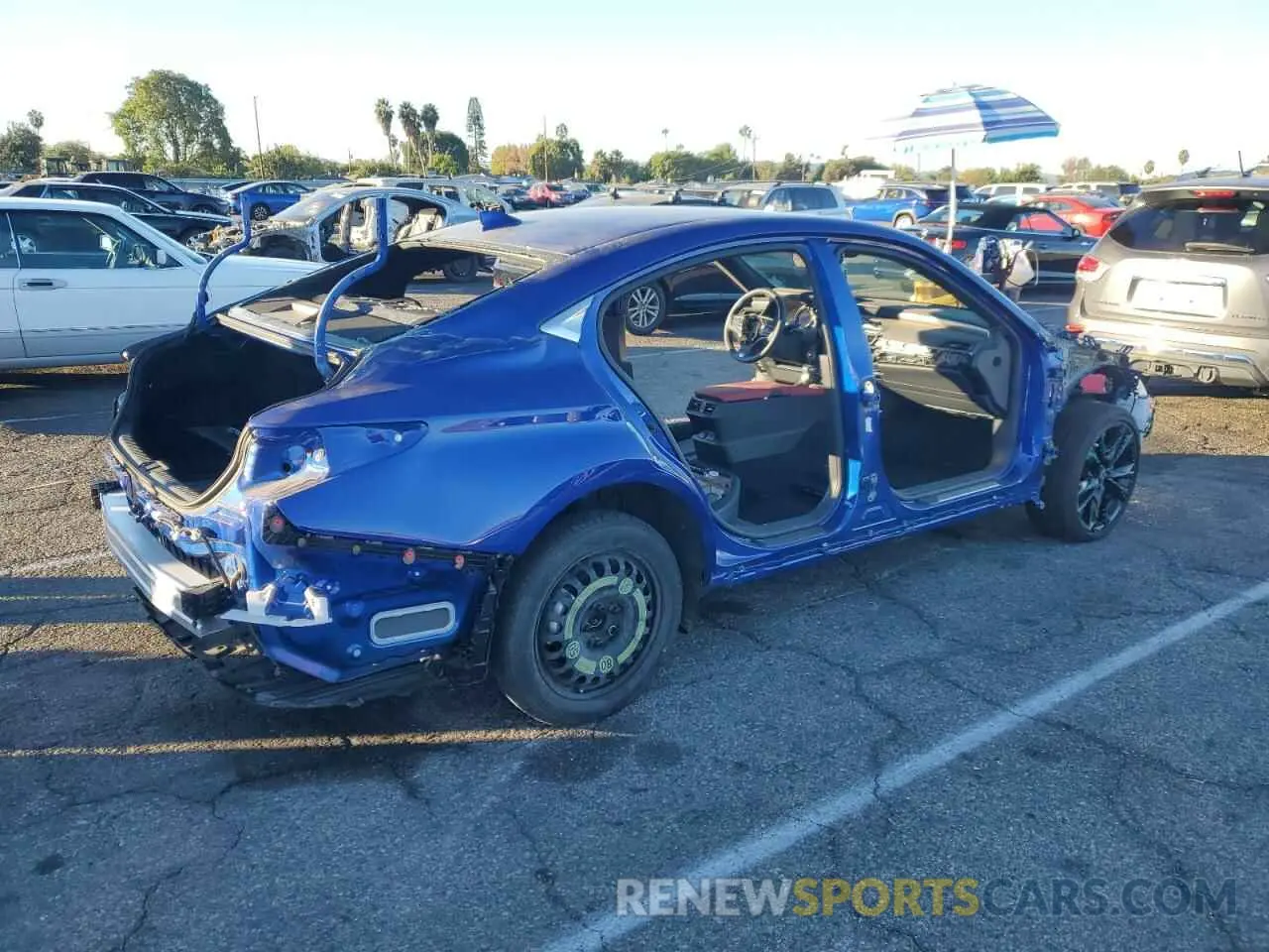 3 fotografías del automóvil dañado 58ABA1C12RU040283 LEXUS ES 300H F 2024