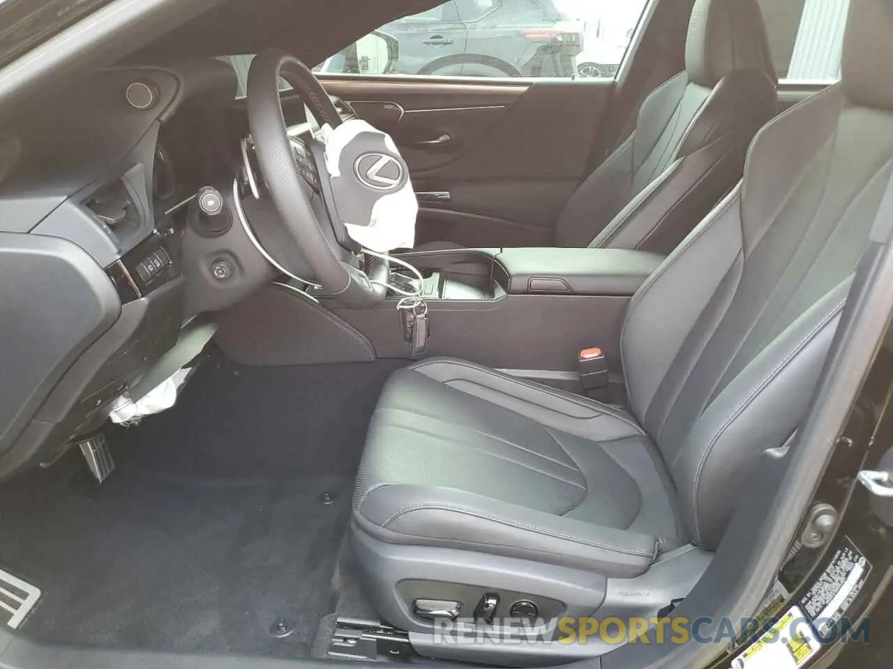 7 fotografías del automóvil dañado 58ABA1C15RU043954 LEXUS ES 300H F 2024