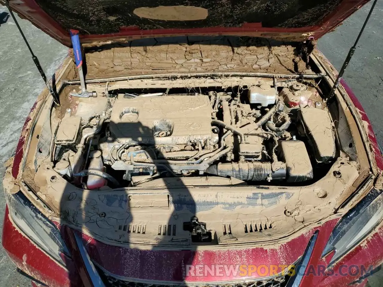 11 fotografías del automóvil dañado 58ABA1C19RU037316 LEXUS ES 300H F 2024