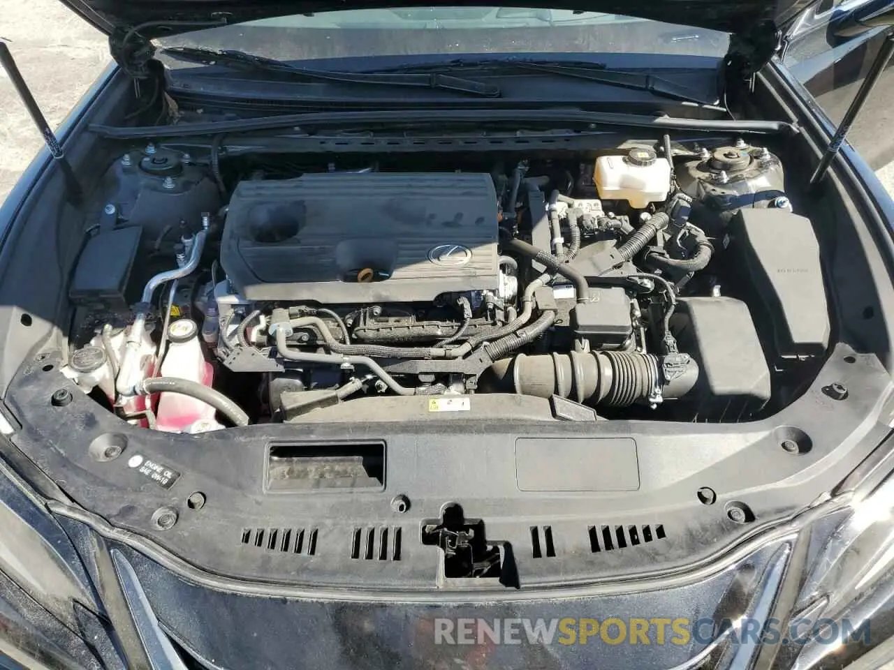 11 fotografías del automóvil dañado 58ABA1C19RU041012 LEXUS ES 300H F 2024