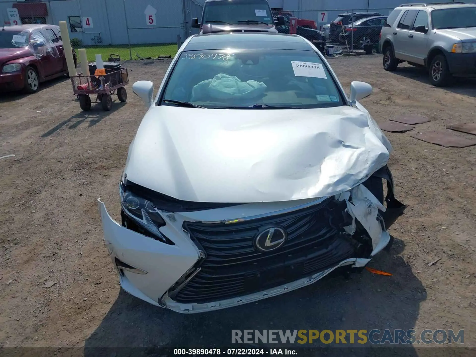 11 fotografías del automóvil dañado 58ABK1GG5HU055533 LEXUS ES 350 2017