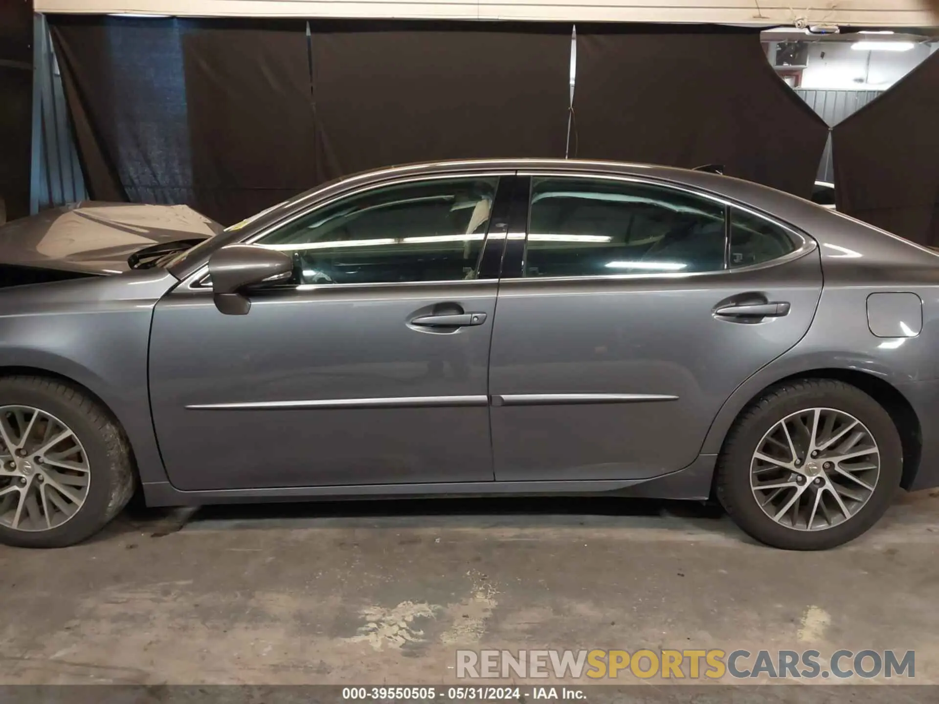15 fotografías del automóvil dañado 58ABK1GG9HU058824 LEXUS ES 350 2017