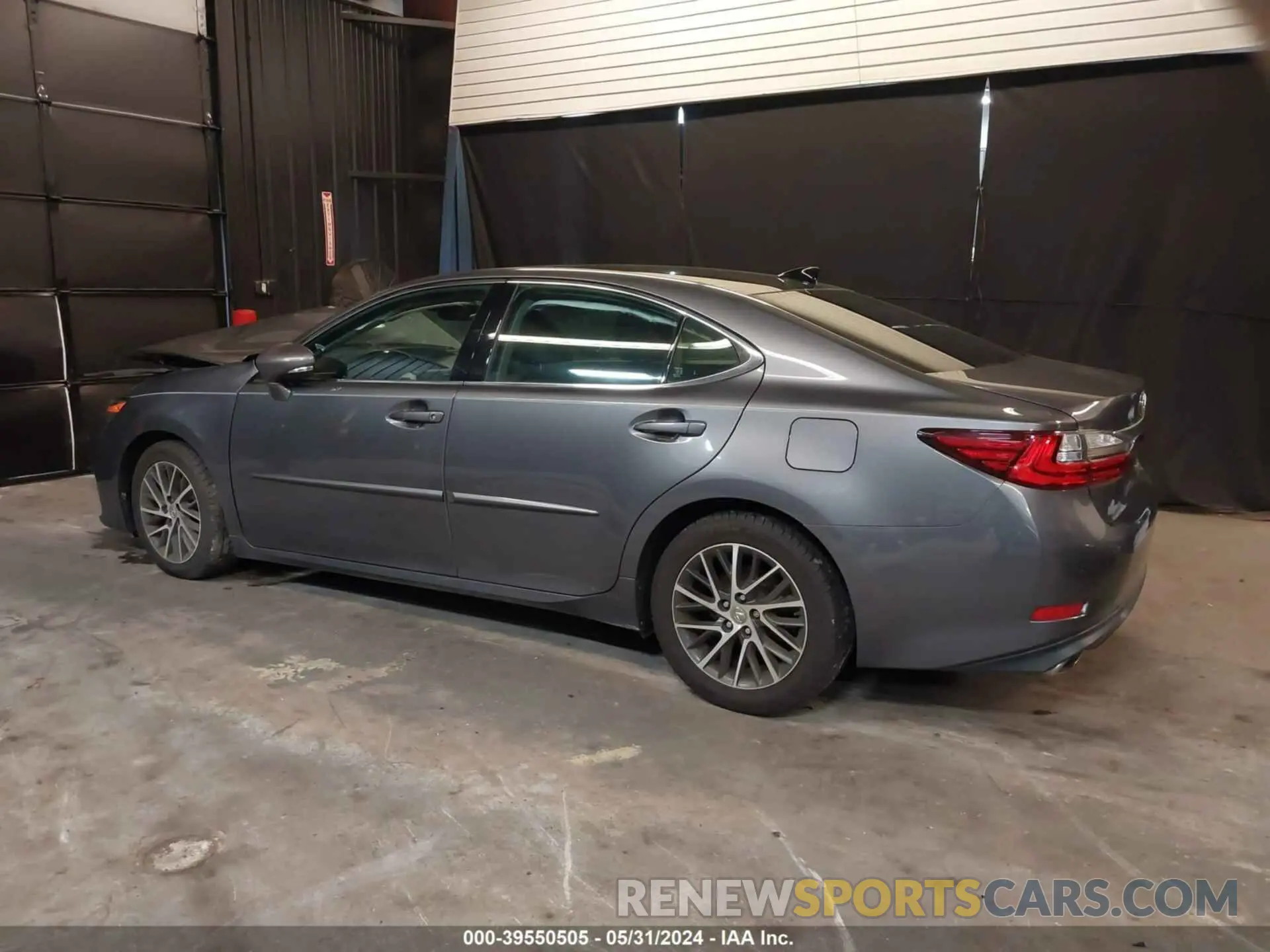3 fotografías del automóvil dañado 58ABK1GG9HU058824 LEXUS ES 350 2017