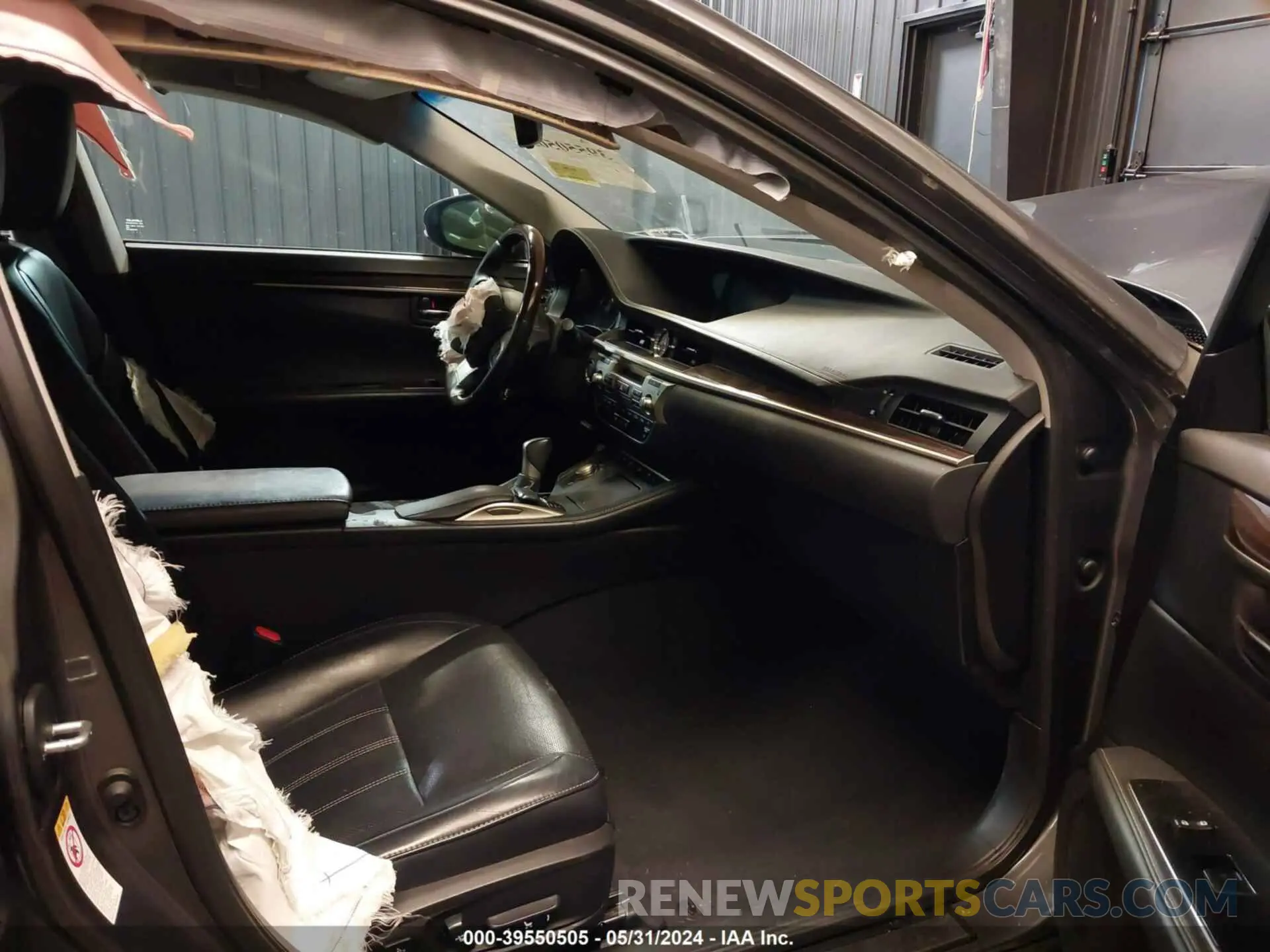 5 fotografías del automóvil dañado 58ABK1GG9HU058824 LEXUS ES 350 2017