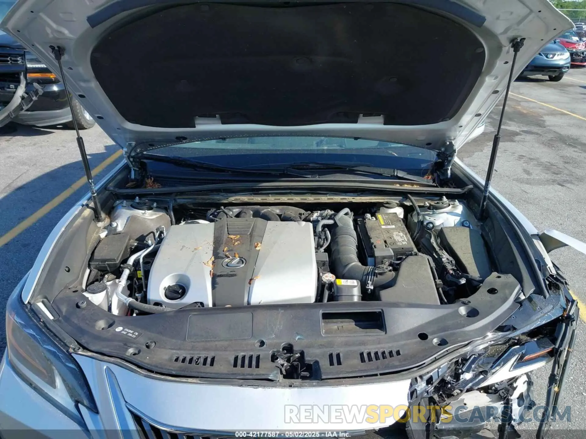 10 fotografías del automóvil dañado 58ABZ1B10KU023305 LEXUS ES 350 2019