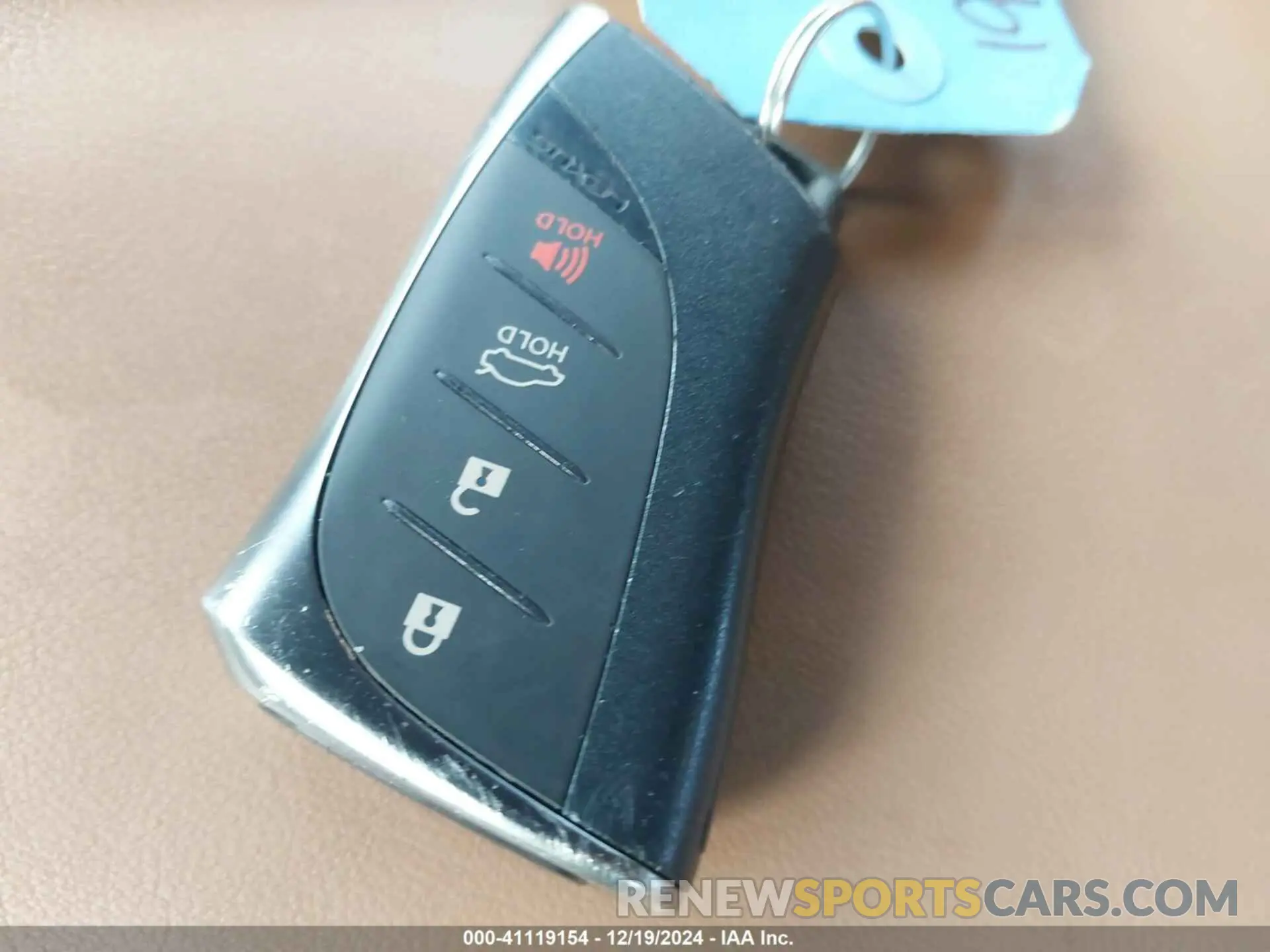 11 fotografías del automóvil dañado 58ABZ1B11KU036550 LEXUS ES 350 2019