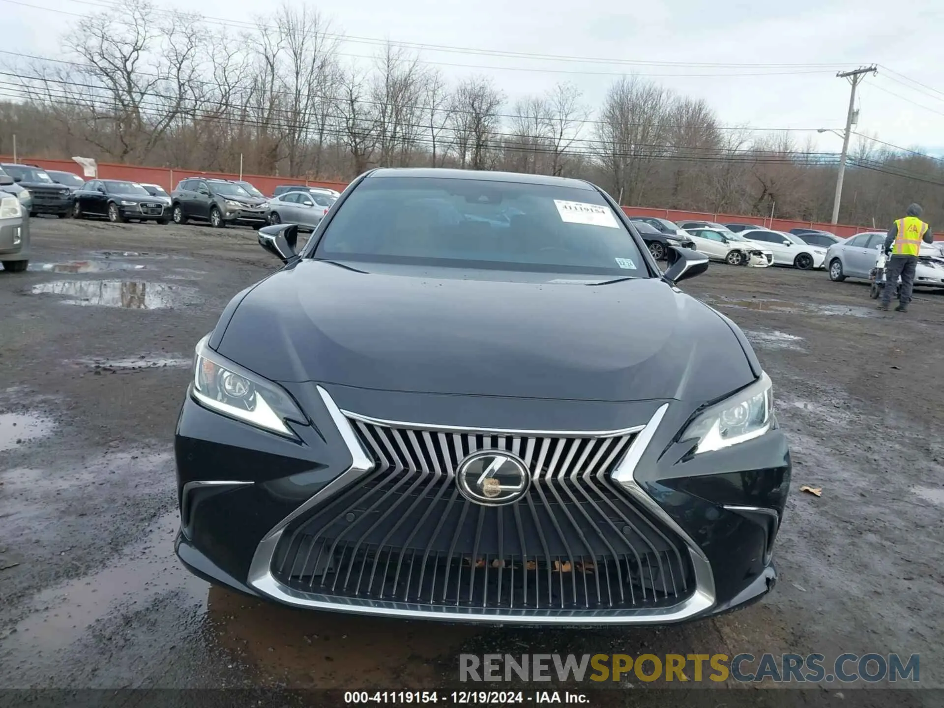 12 fotografías del automóvil dañado 58ABZ1B11KU036550 LEXUS ES 350 2019