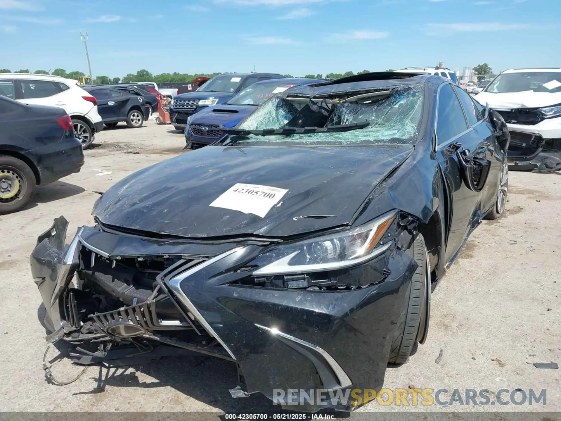 2 fotografías del automóvil dañado 58ABZ1B12KU012161 LEXUS ES 350 2019