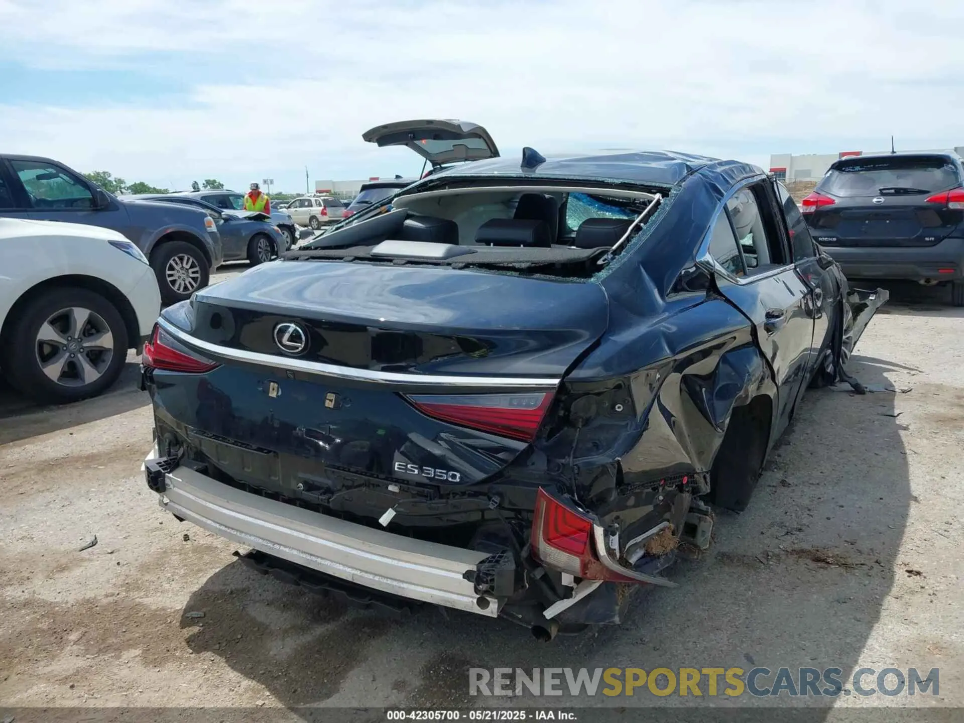 4 fotografías del automóvil dañado 58ABZ1B12KU012161 LEXUS ES 350 2019