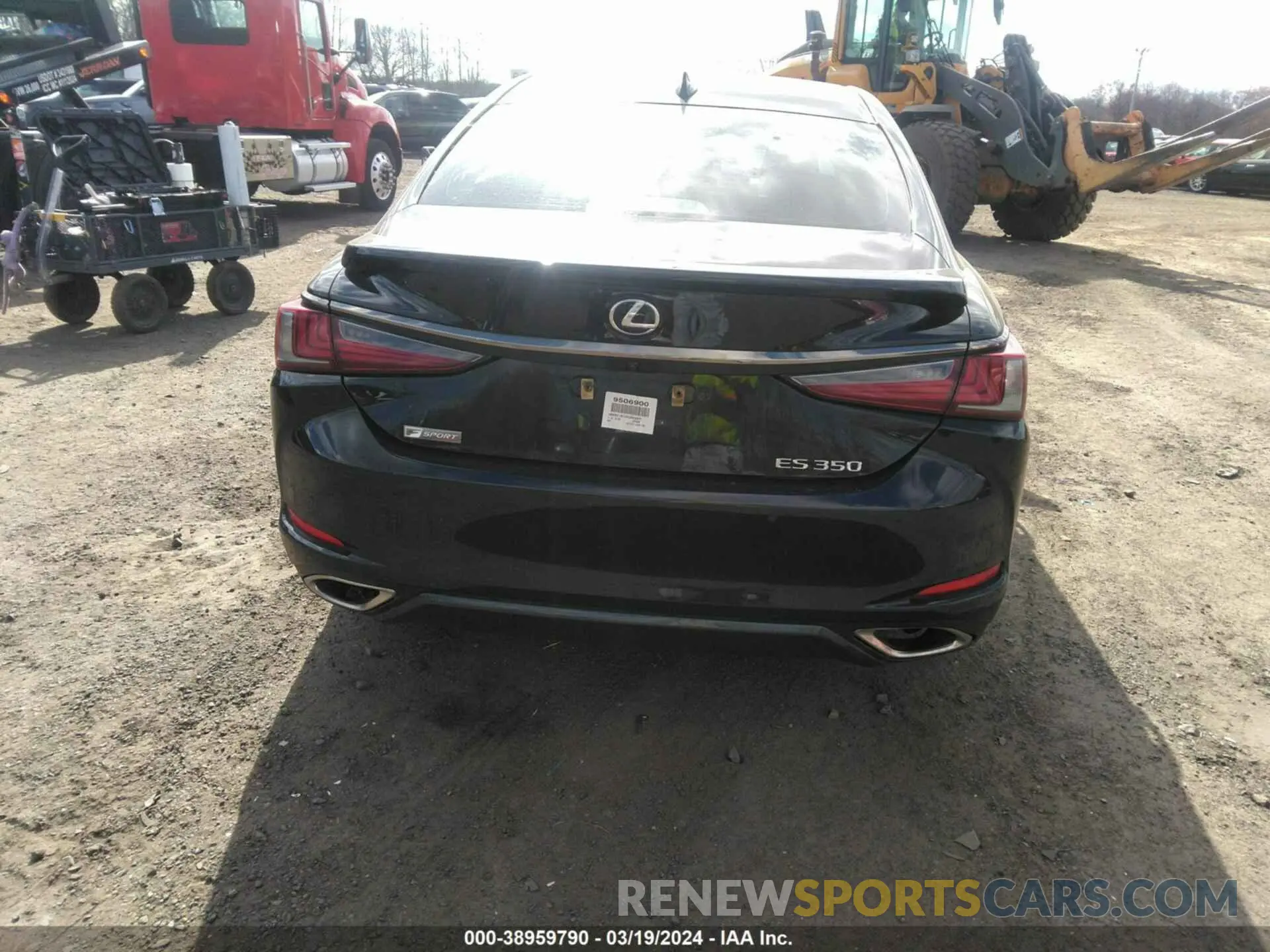 16 fotografías del automóvil dañado 58ABZ1B12KU043006 LEXUS ES 350 2019
