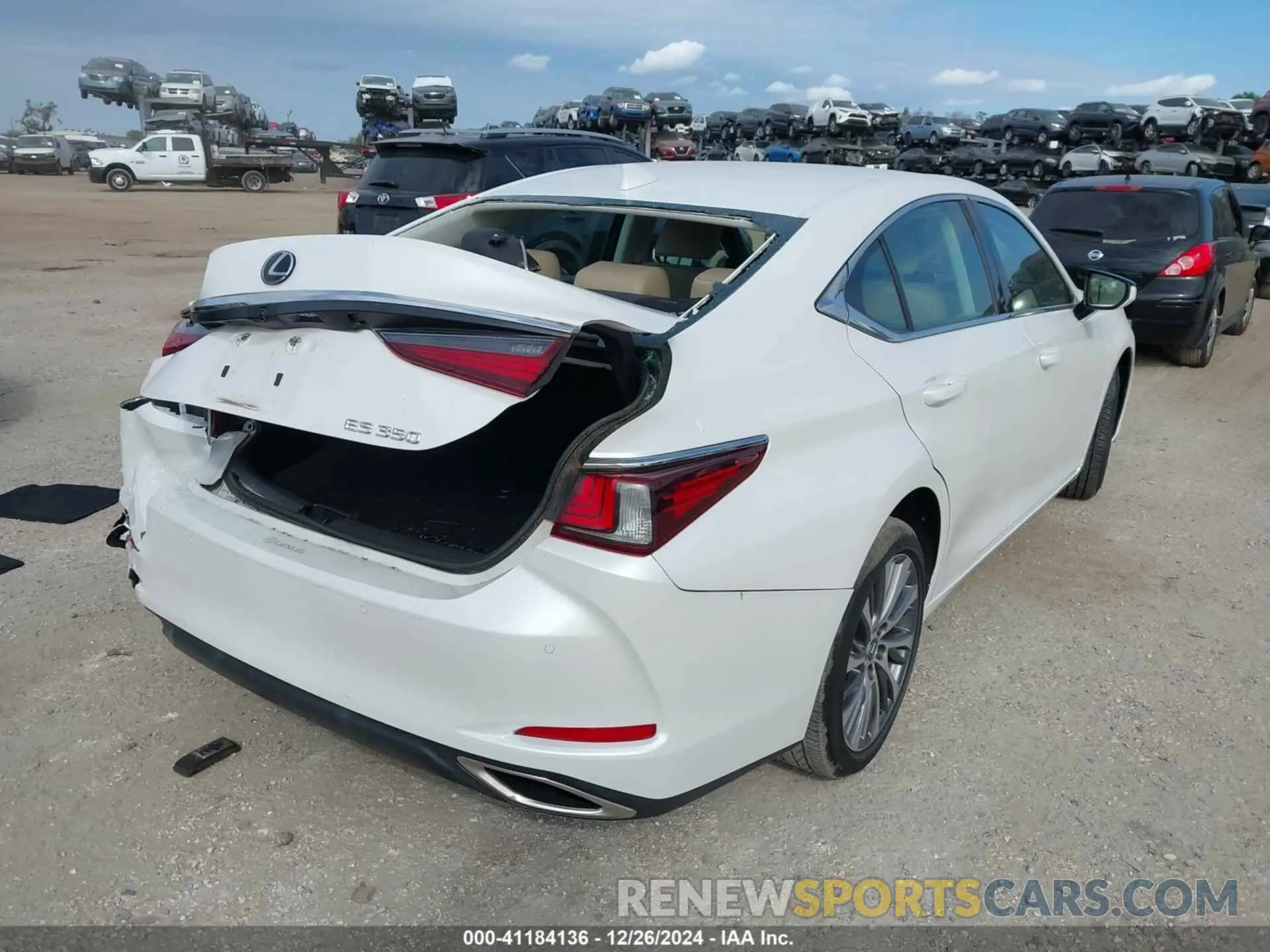 4 fotografías del automóvil dañado 58ABZ1B13KU026649 LEXUS ES 350 2019