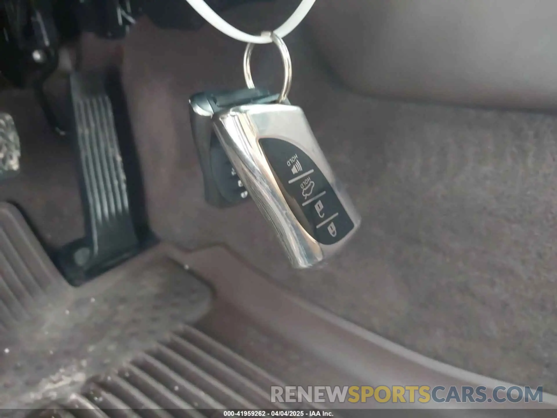 11 fotografías del automóvil dañado 58ABZ1B14KU035778 LEXUS ES 350 2019