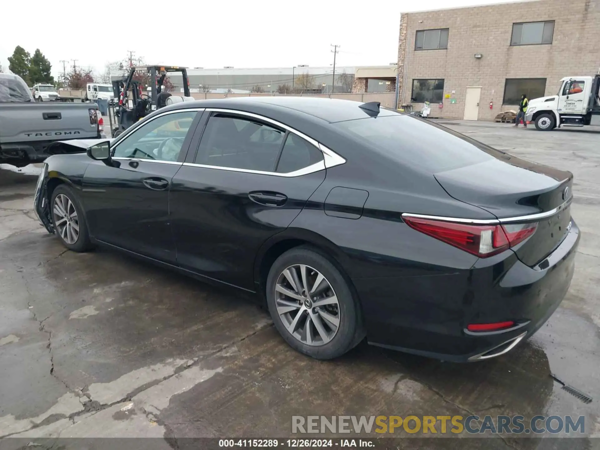 3 fotografías del automóvil dañado 58ABZ1B14KU040186 LEXUS ES 350 2019