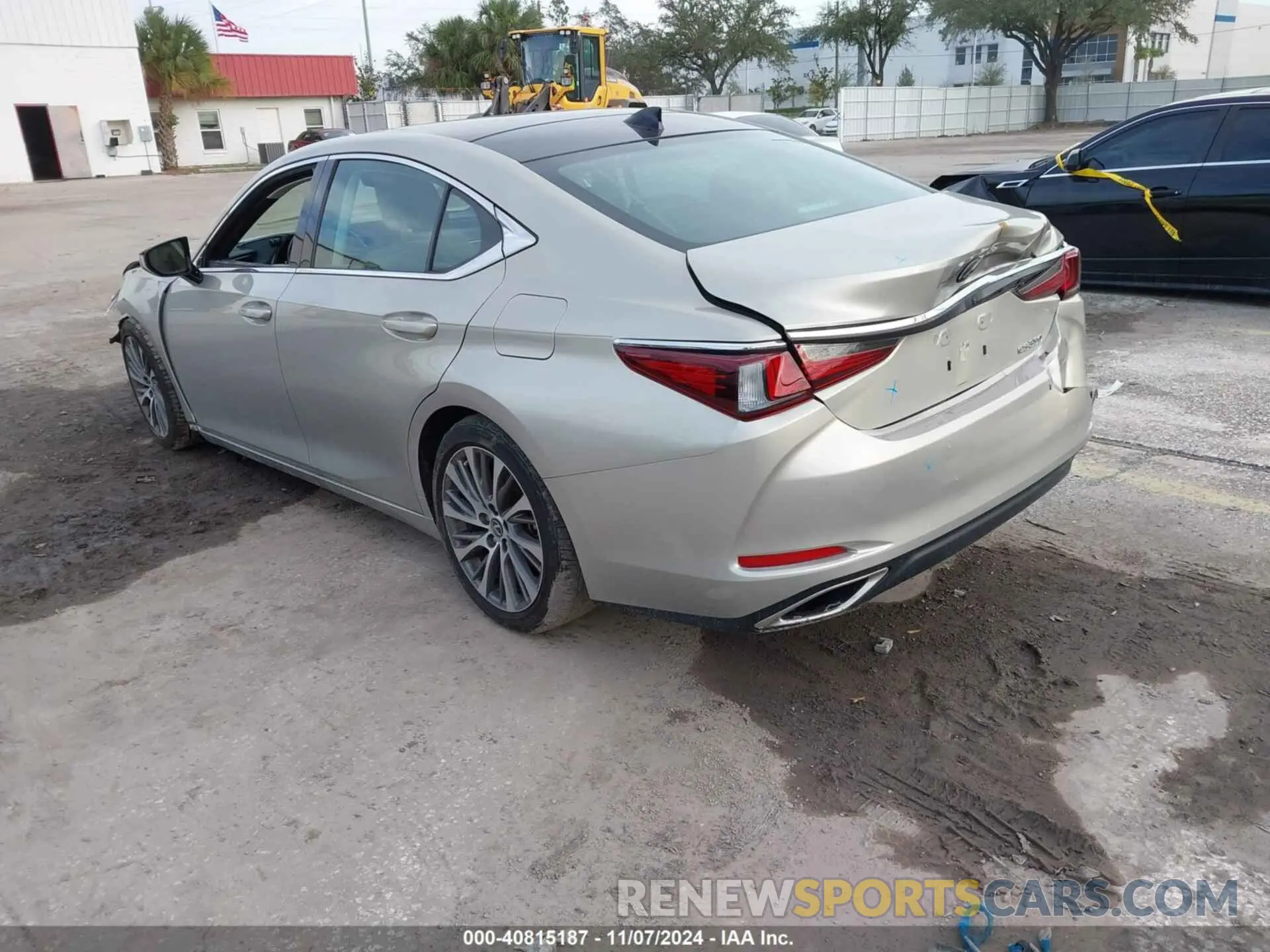3 fotografías del automóvil dañado 58ABZ1B15KU043727 LEXUS ES 350 2019