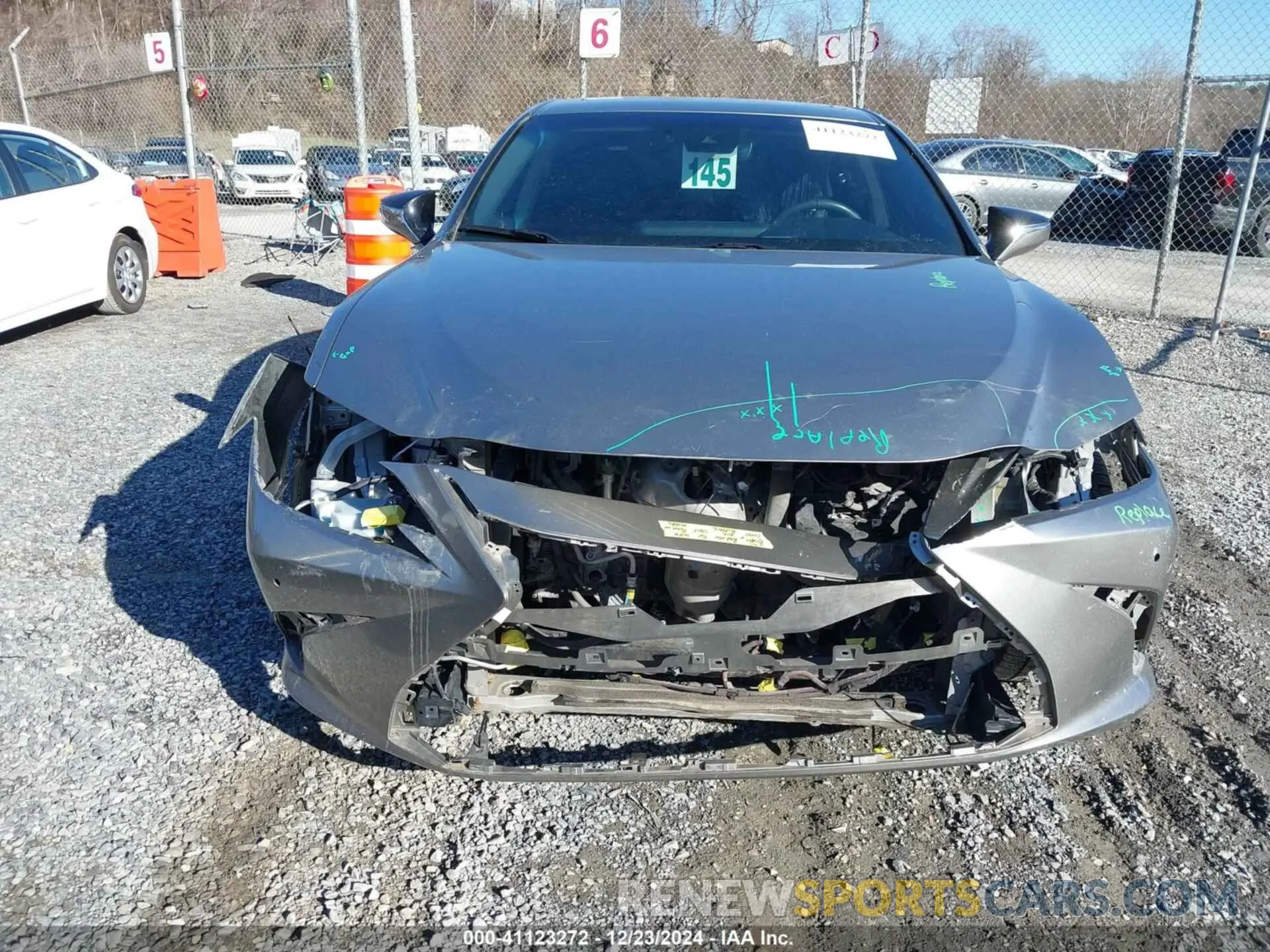13 fotografías del automóvil dañado 58ABZ1B16KU026483 LEXUS ES 350 2019