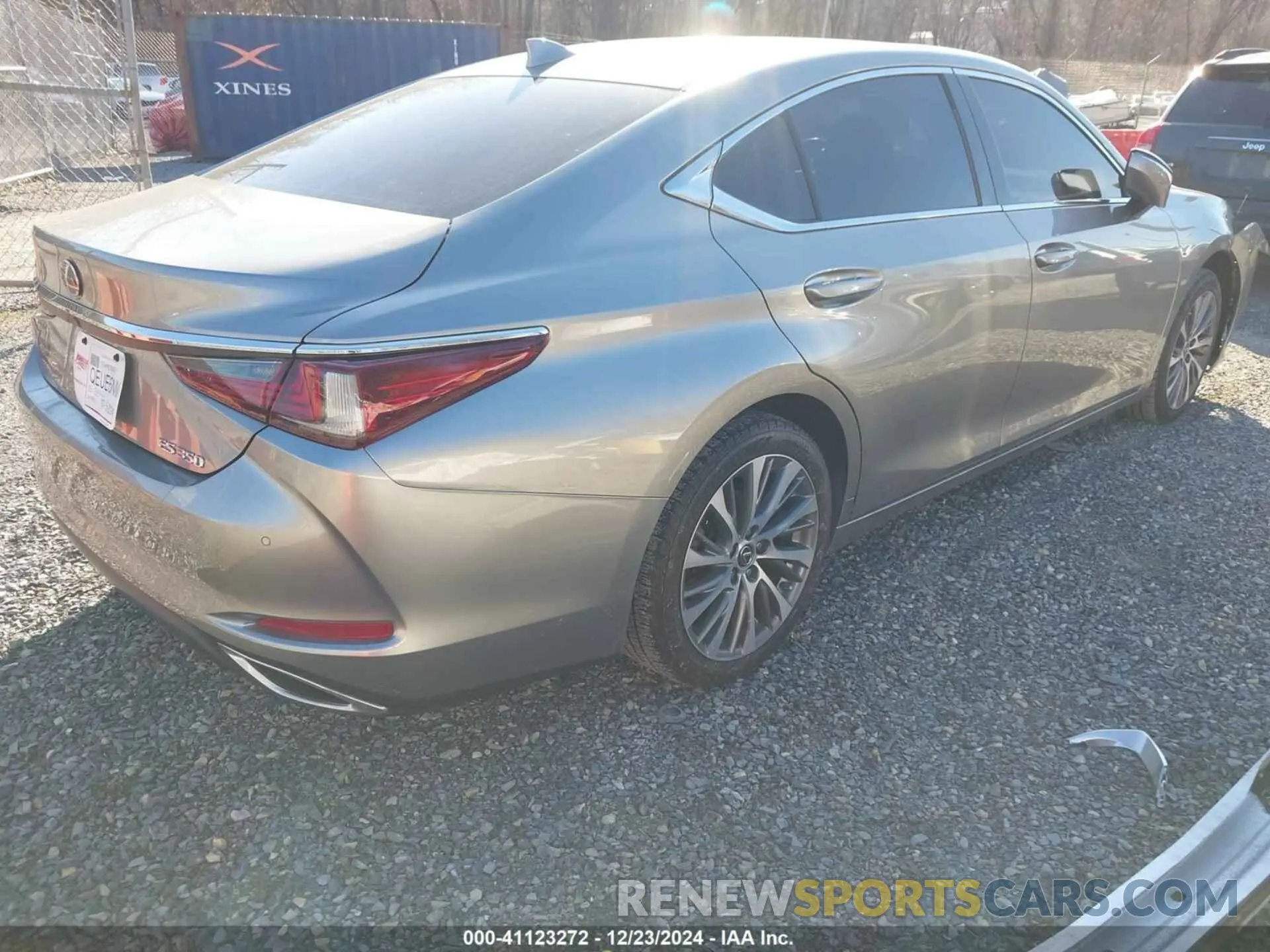 4 fotografías del automóvil dañado 58ABZ1B16KU026483 LEXUS ES 350 2019