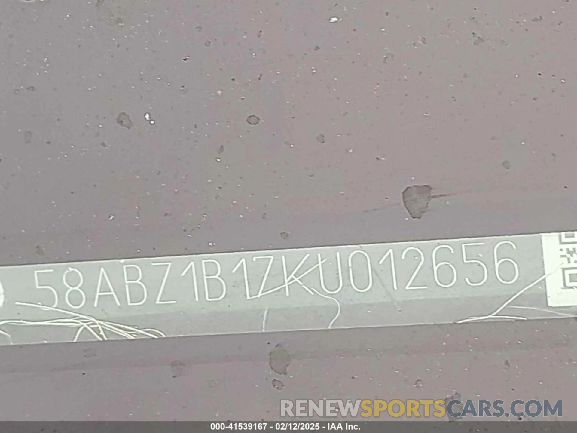 18 fotografías del automóvil dañado 58ABZ1B17KU012656 LEXUS ES 350 2019