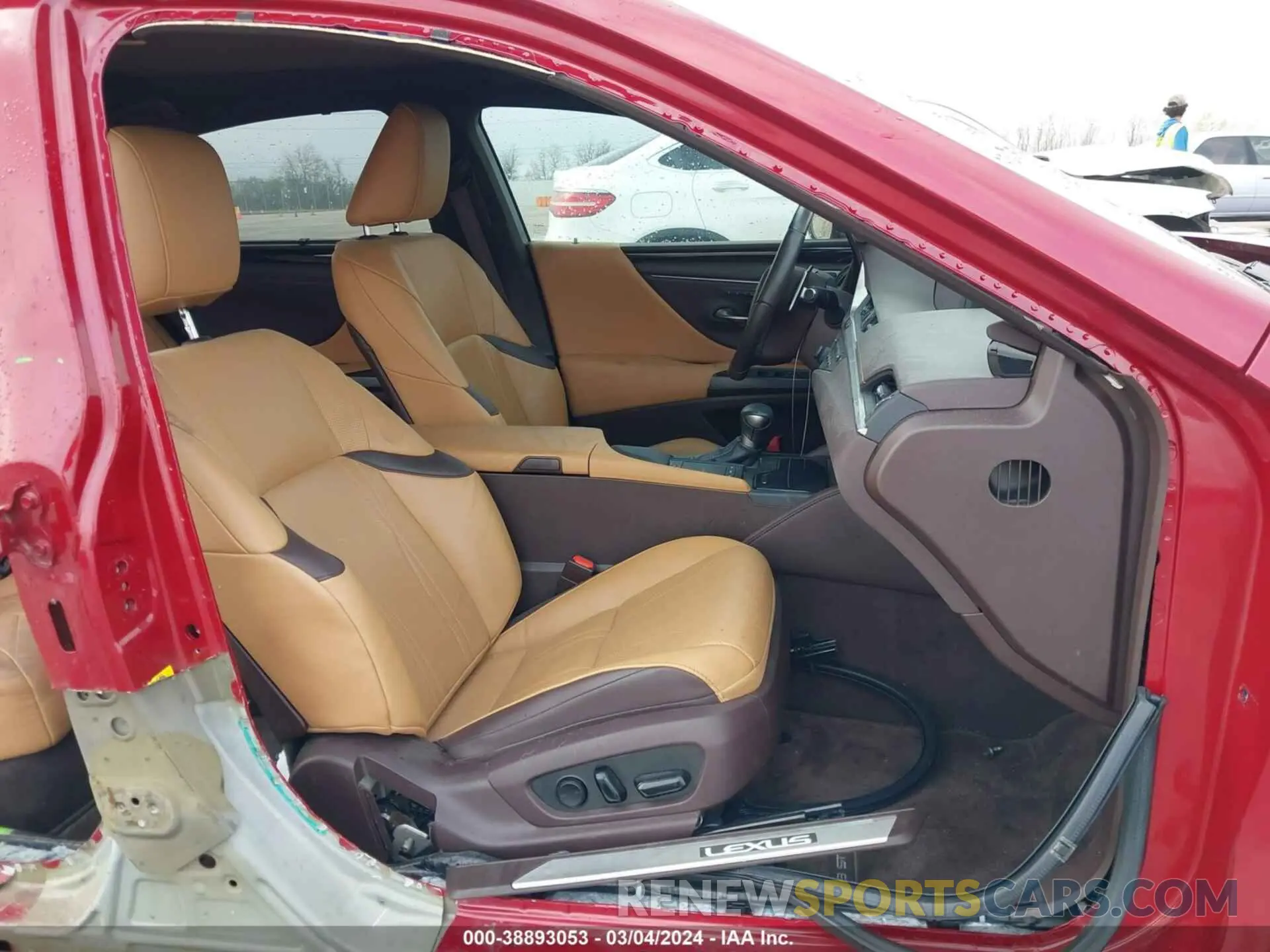5 fotografías del automóvil dañado 58ABZ1B17KU020238 LEXUS ES 350 2019