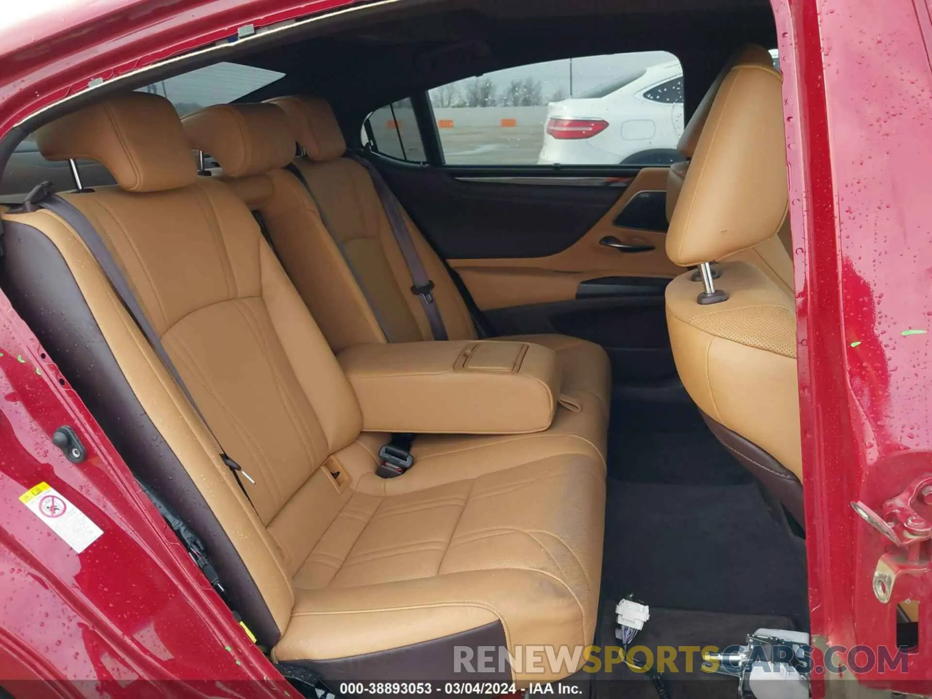 8 fotografías del automóvil dañado 58ABZ1B17KU020238 LEXUS ES 350 2019