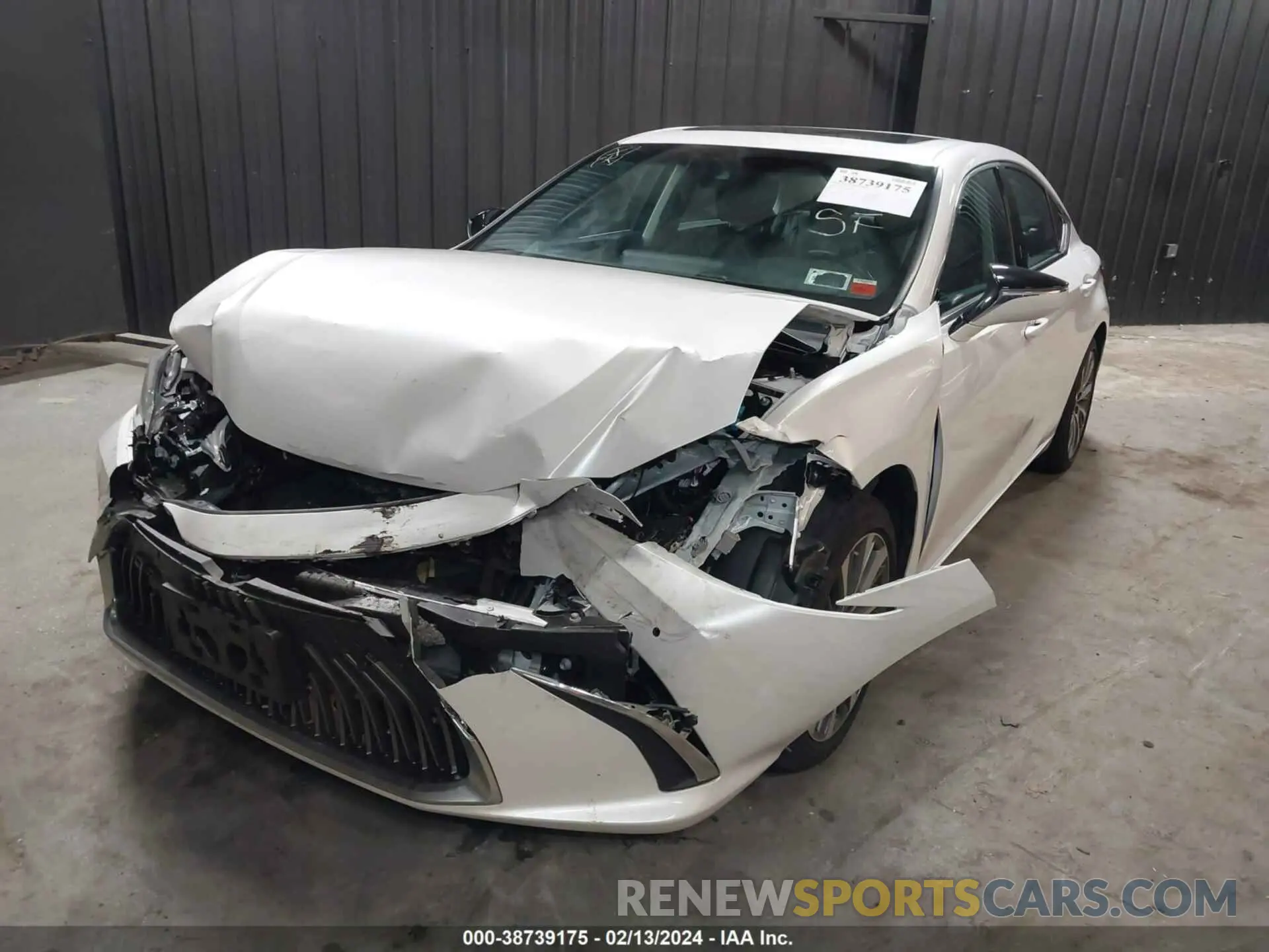 2 fotografías del automóvil dañado 58ABZ1B17KU033734 LEXUS ES 350 2019