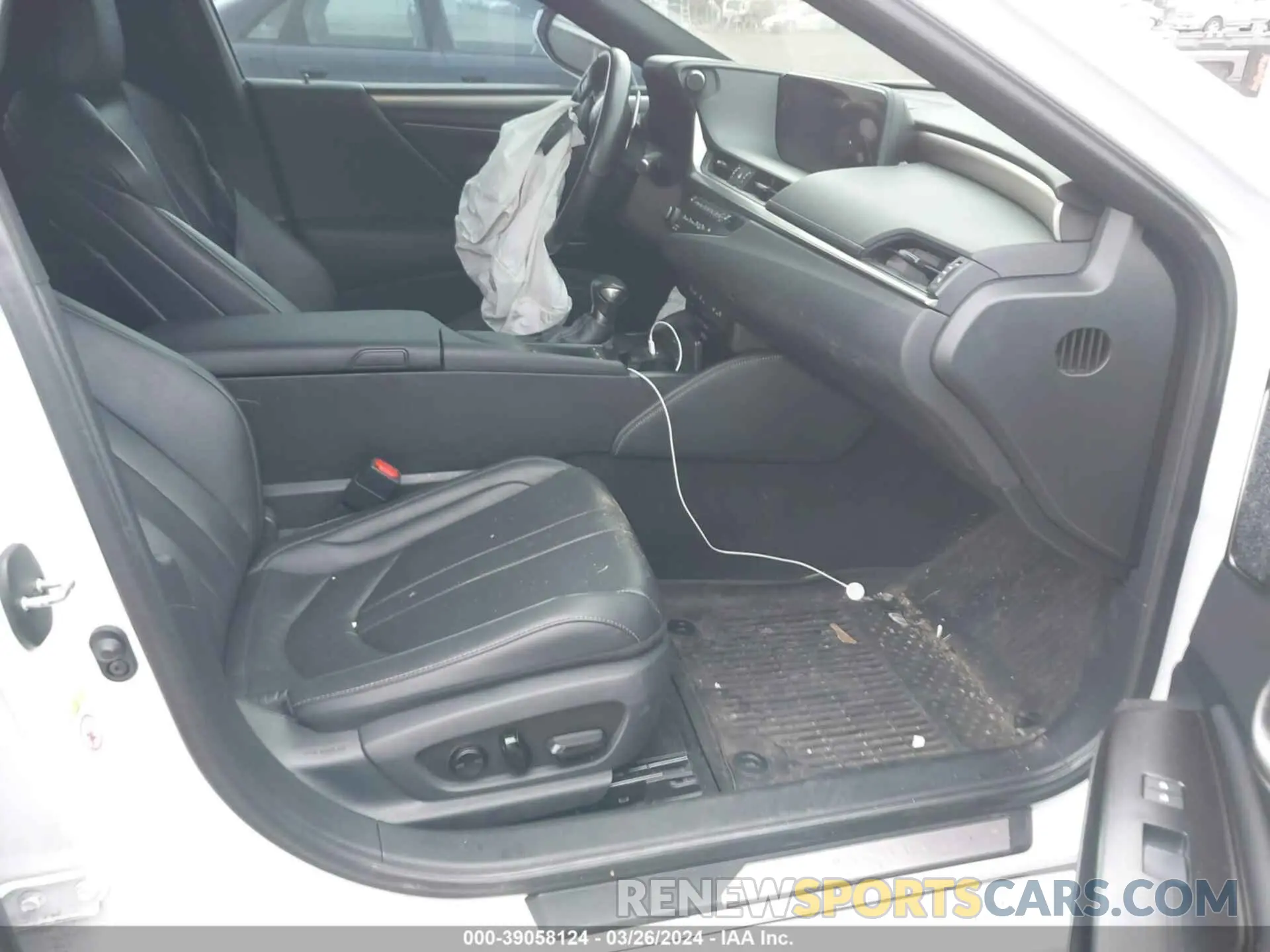 5 fotografías del automóvil dañado 58ABZ1B18KU004789 LEXUS ES 350 2019