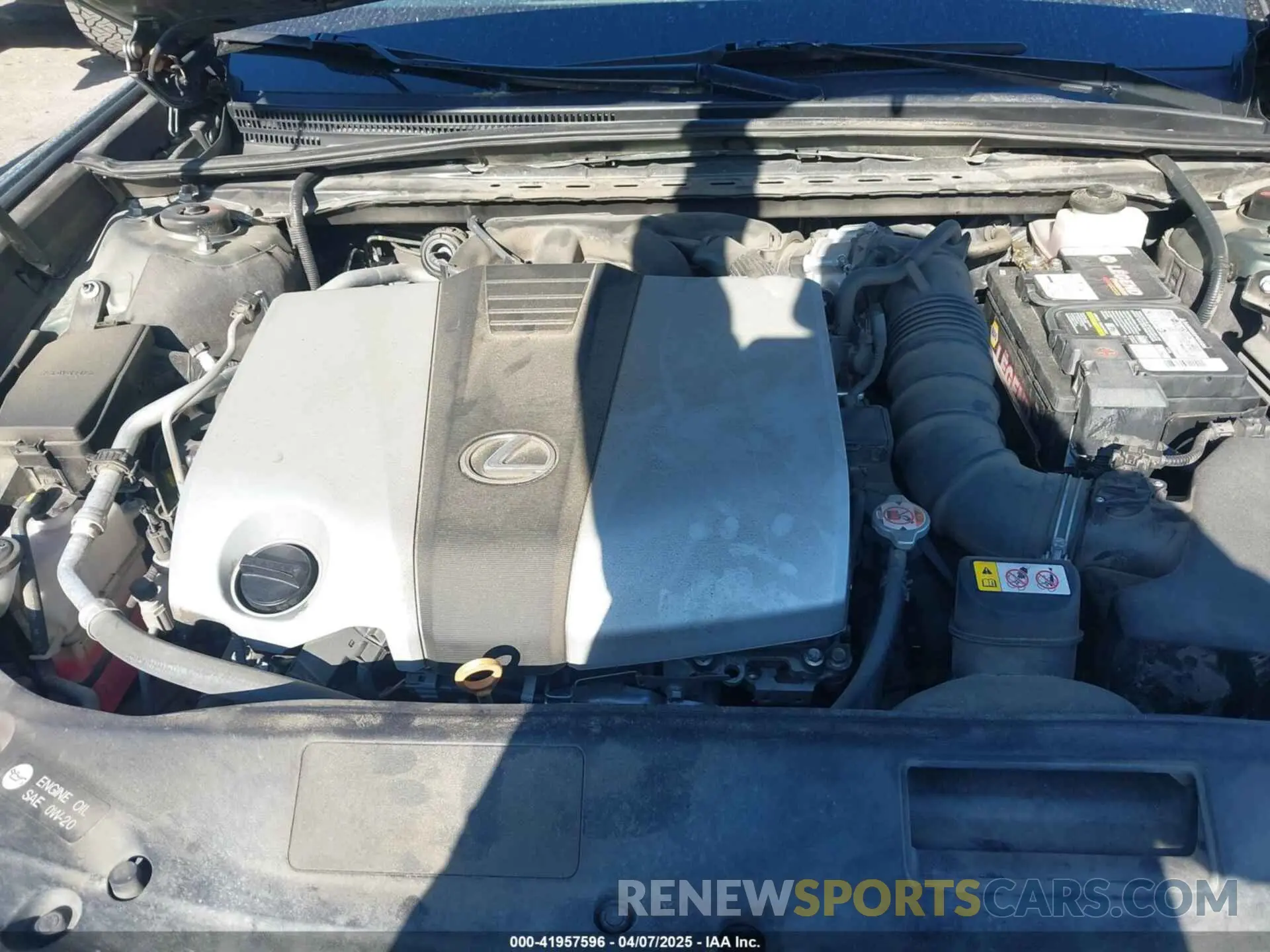 10 fotografías del automóvil dañado 58ABZ1B18KU016098 LEXUS ES 350 2019