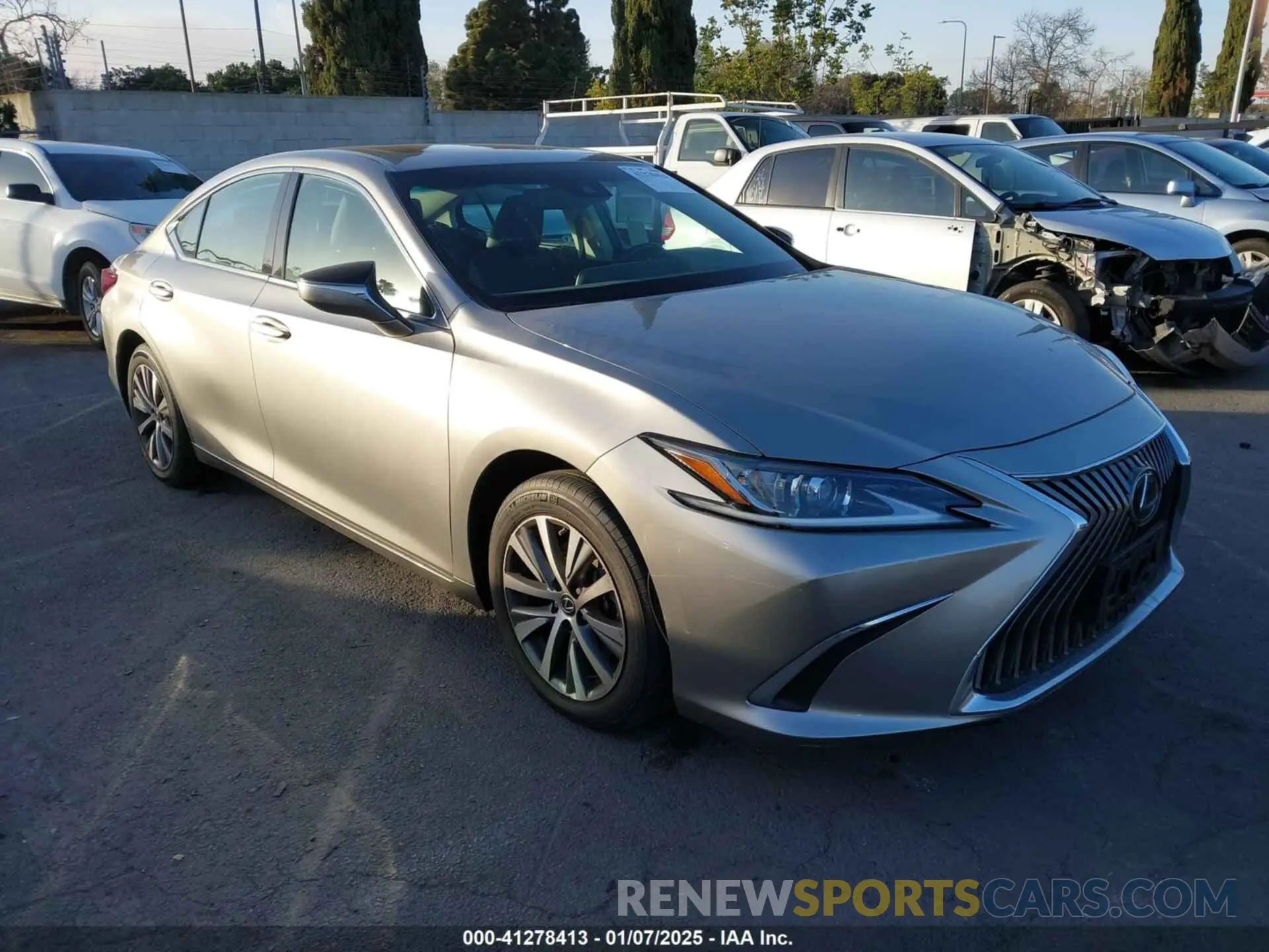 1 fotografías del automóvil dañado 58ABZ1B18KU036772 LEXUS ES 350 2019