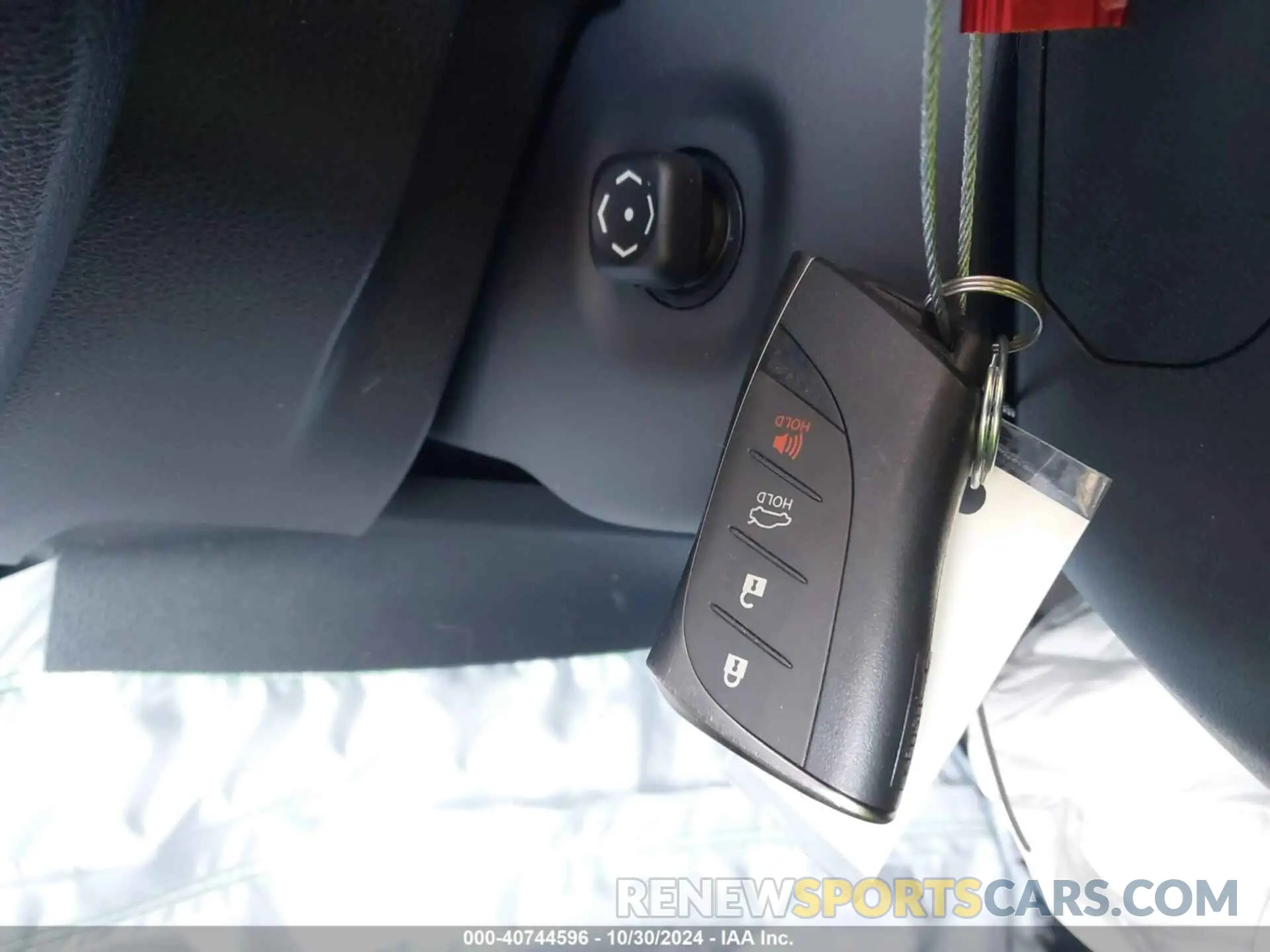 11 fotografías del automóvil dañado 58ABZ1B18KU048985 LEXUS ES 350 2019