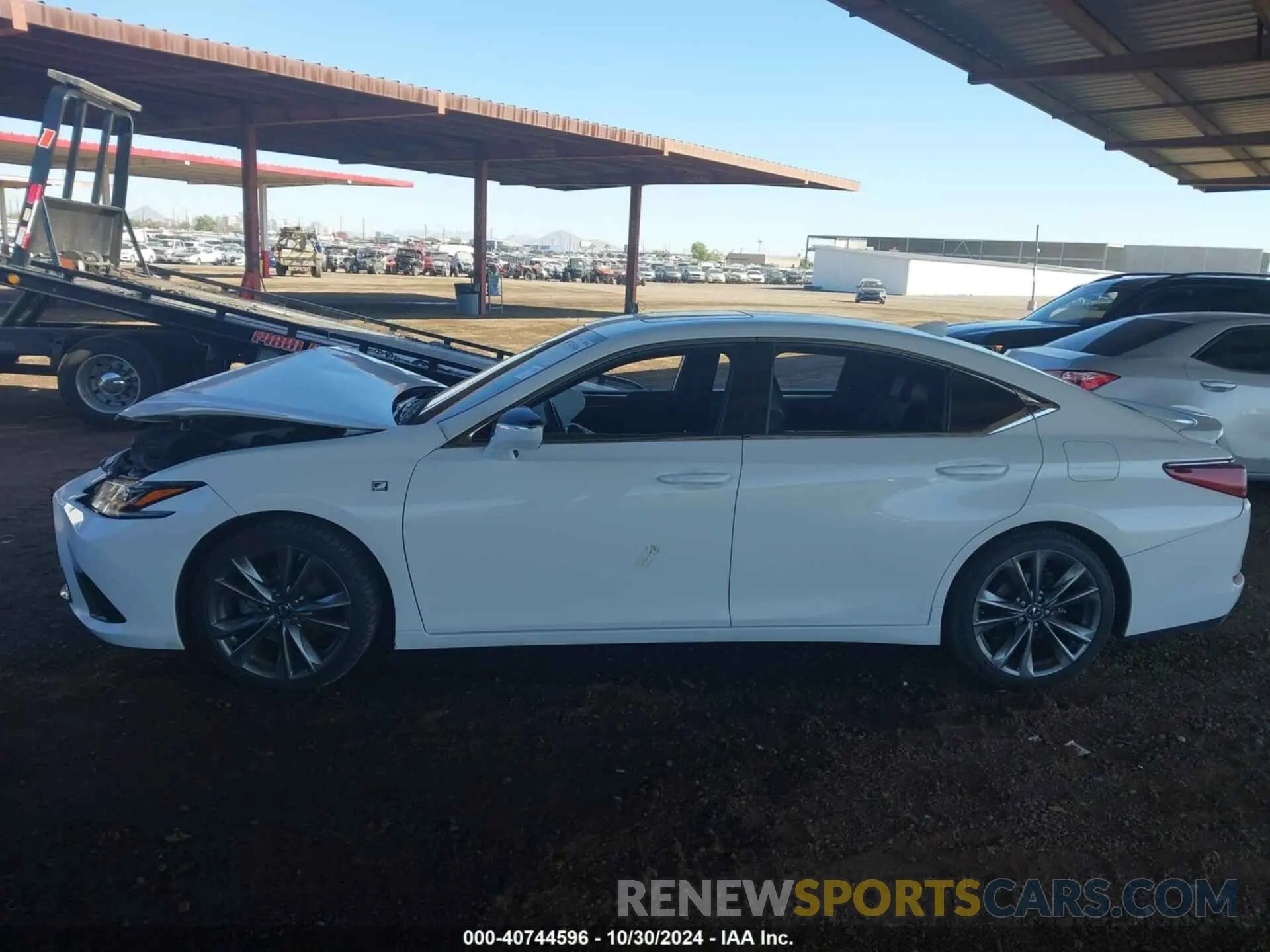 14 fotografías del automóvil dañado 58ABZ1B18KU048985 LEXUS ES 350 2019