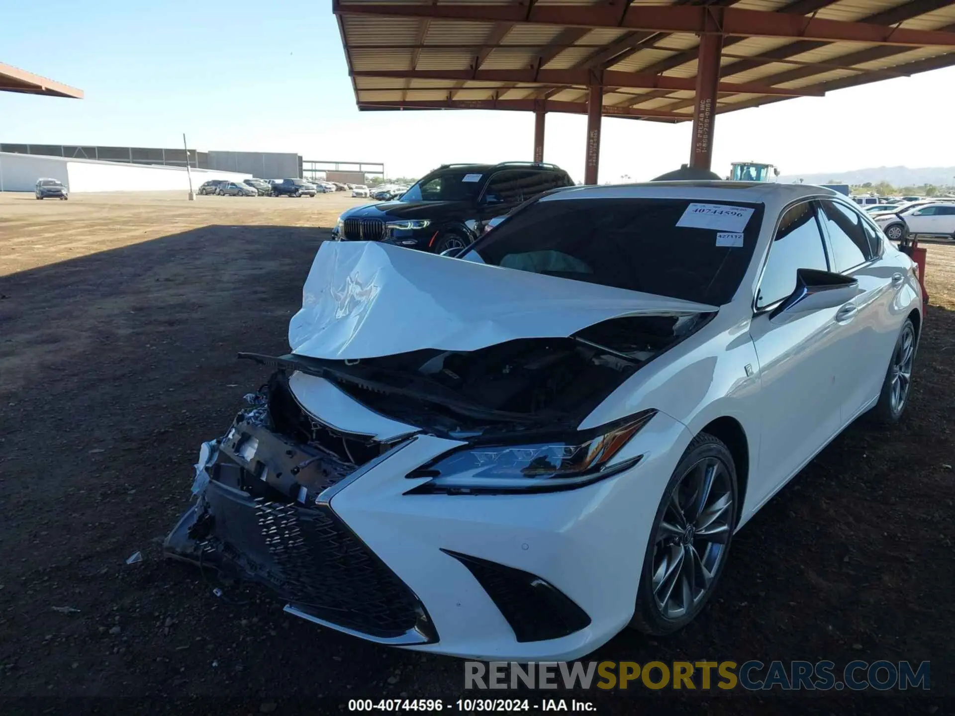 2 fotografías del automóvil dañado 58ABZ1B18KU048985 LEXUS ES 350 2019