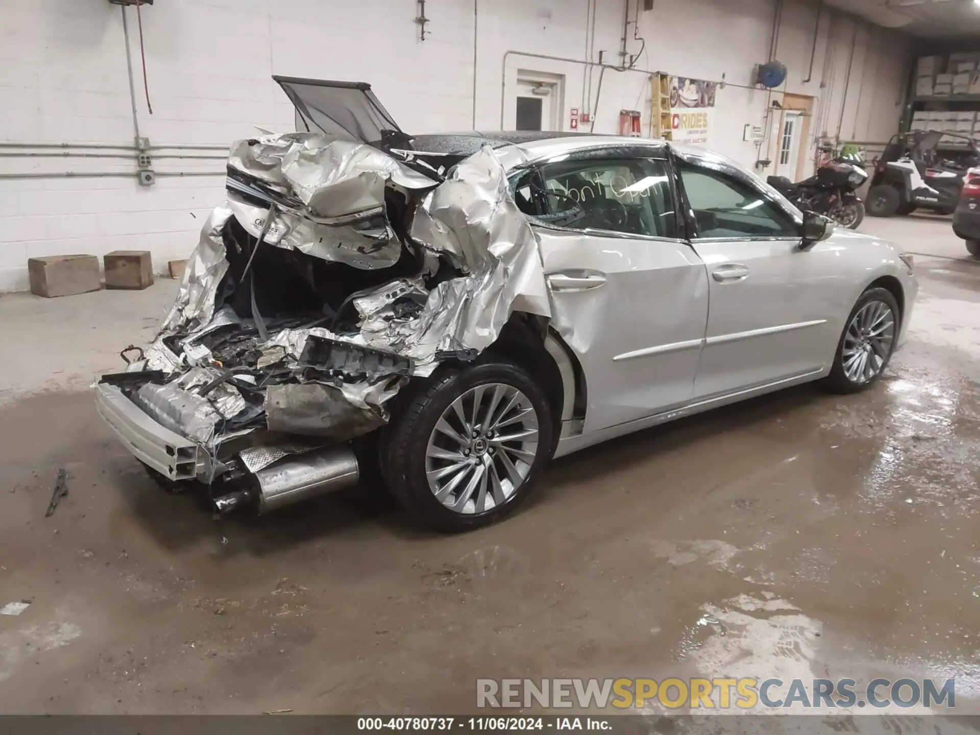 4 fotografías del automóvil dañado 58ABZ1B19KU006308 LEXUS ES 350 2019