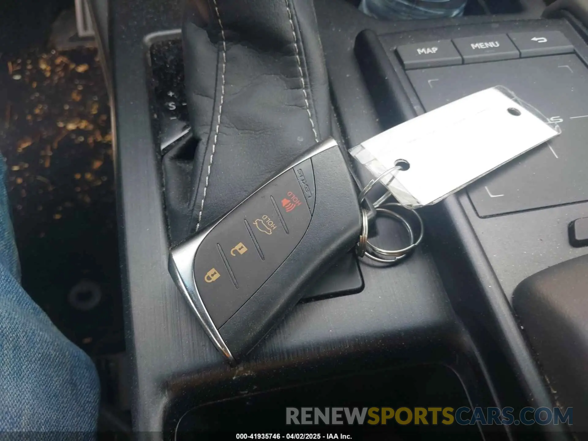 11 fotografías del automóvil dañado 58ABZ1B19KU023027 LEXUS ES 350 2019