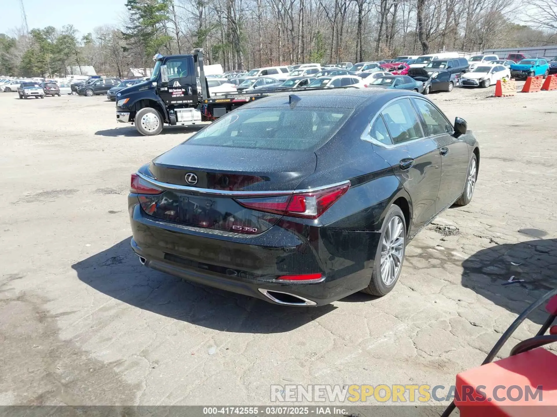 4 fotografías del automóvil dañado 58ABZ1B19KU026736 LEXUS ES 350 2019